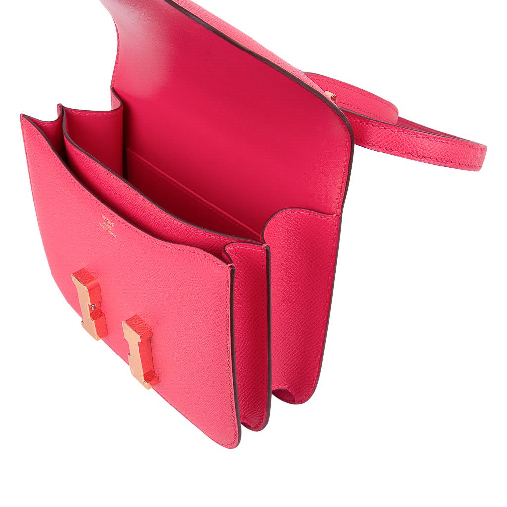 Hermes Constance 18 Mini Bag Rose Extreme Pink Epsom Gold Hardware en vente 6