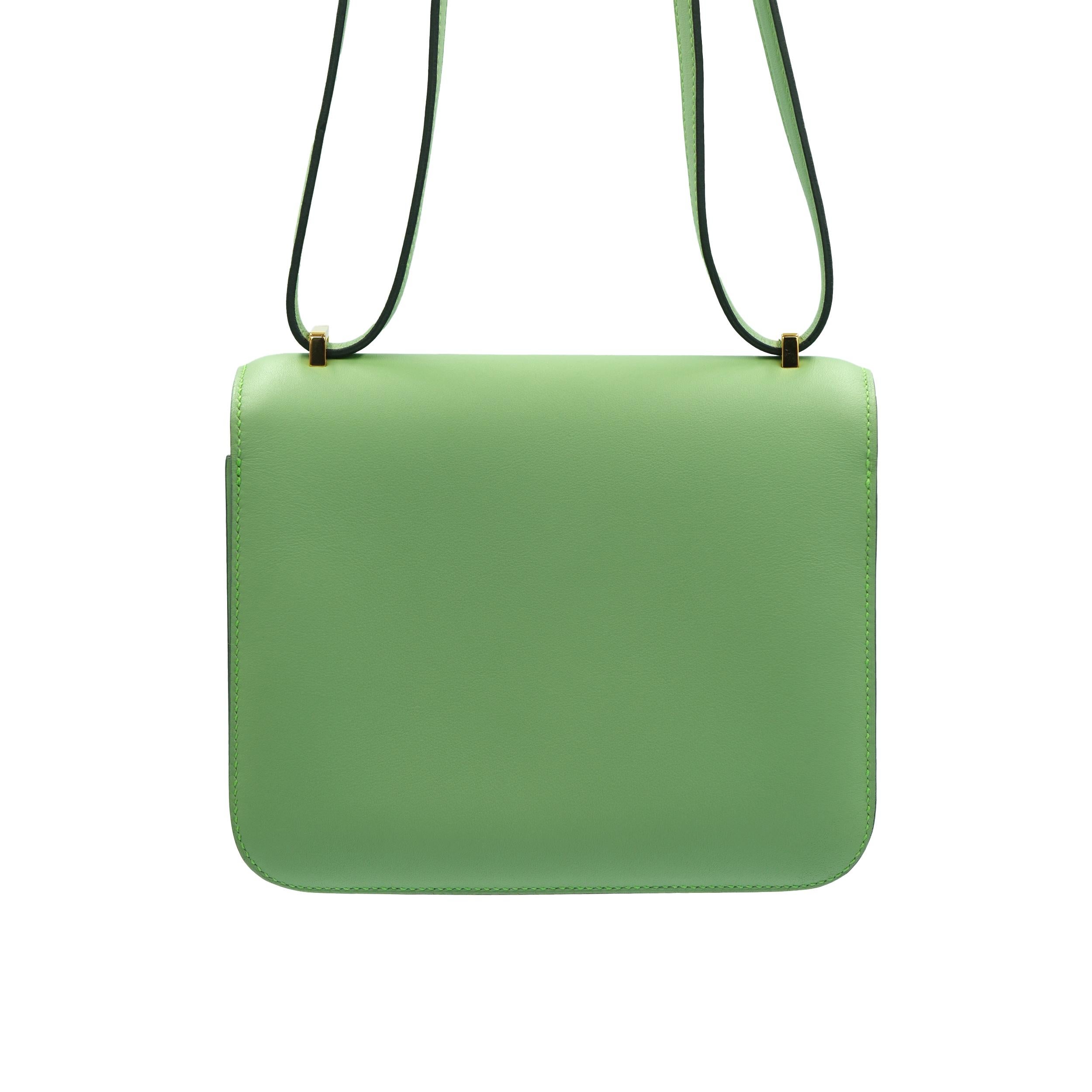 Hermes Constance 18 Mini III Mirror Vert Criquet Swift with Gold Hardware Pour femmes en vente