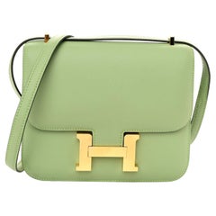 Hermes Constance 18 Vert Criquet Swift Leather With Gold Hardware Handbag