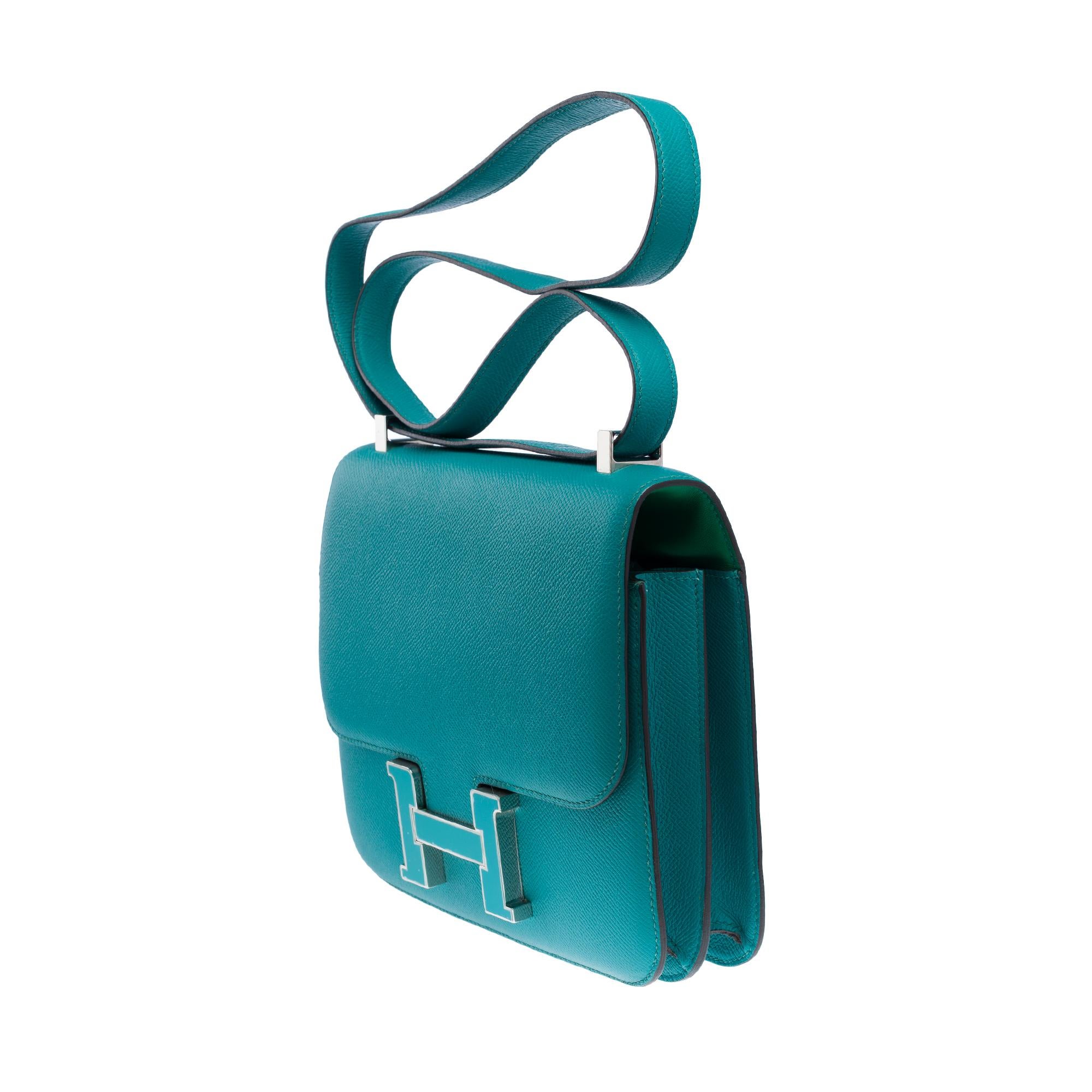 Women's Hermès Constance 23 enamel shoulder bag in Paon blue Epsom calf leather , PHW For Sale