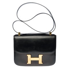 Hermes Constance 23 shoulder bag in black box calfskin with gold hardware !