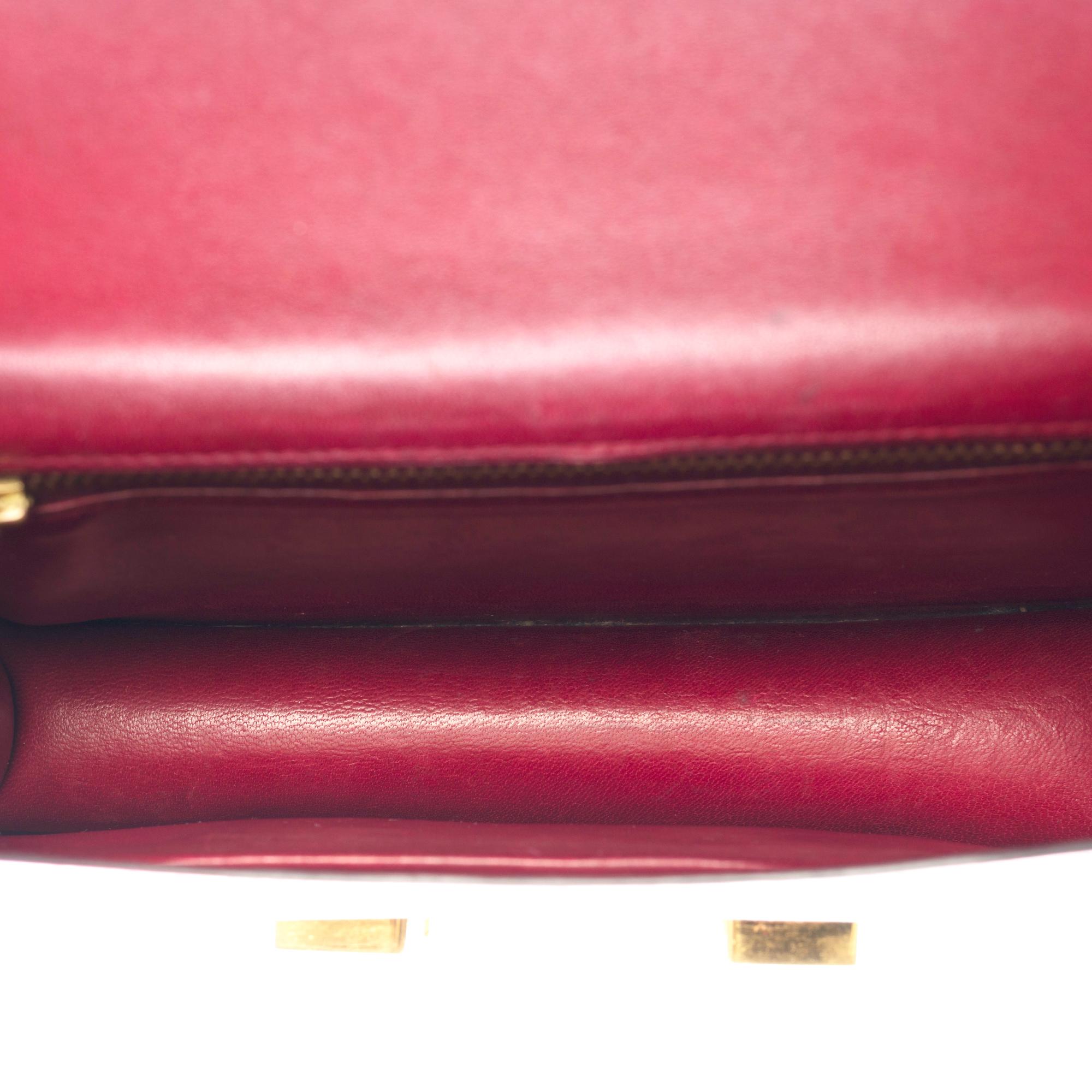Hermes Constance 23 shoulder bag in burgundy calfskin with gold hardware ! In Good Condition In Paris, IDF