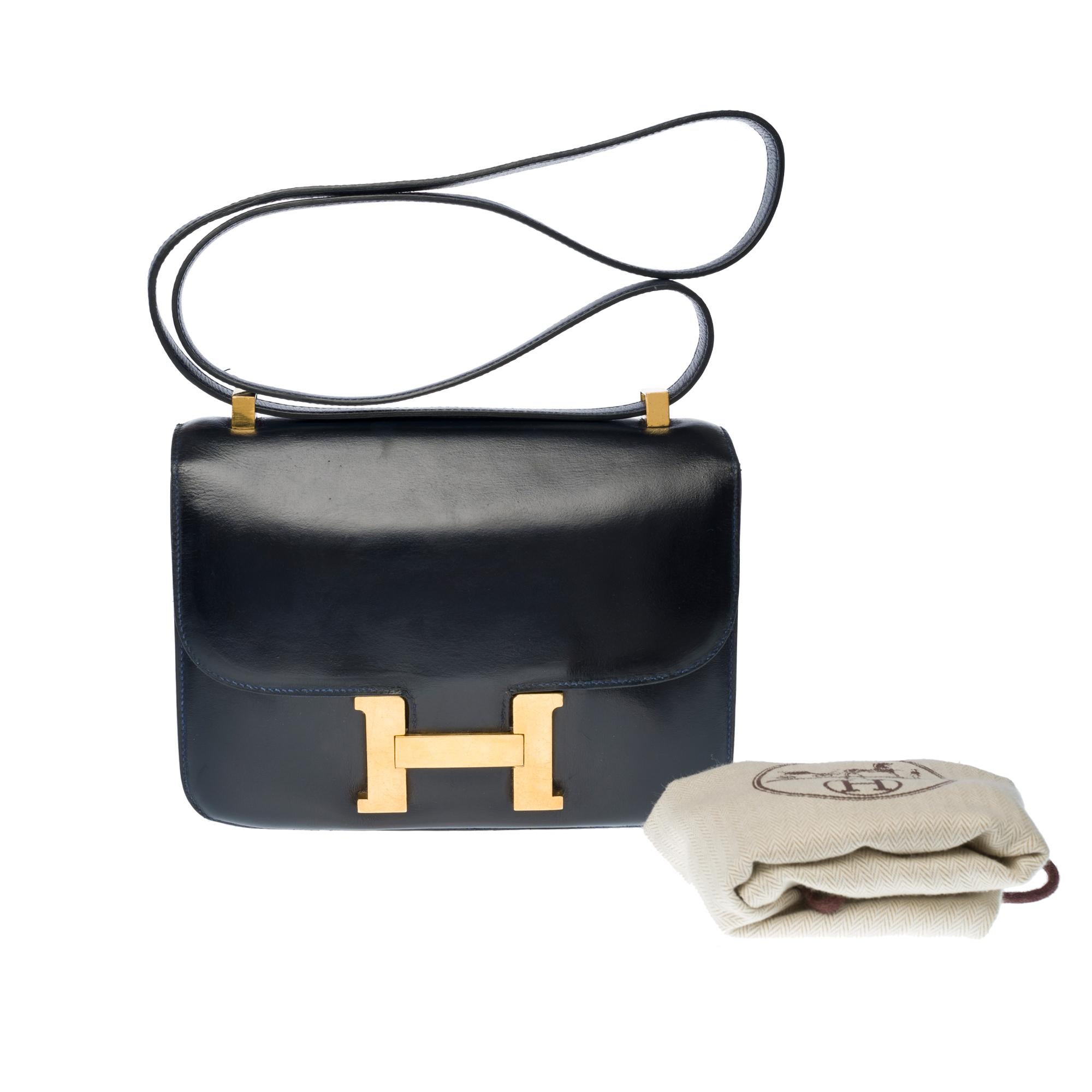 Hermes Constance 23 shoulder bag in navy blue calfskin with gold hardware ! 6