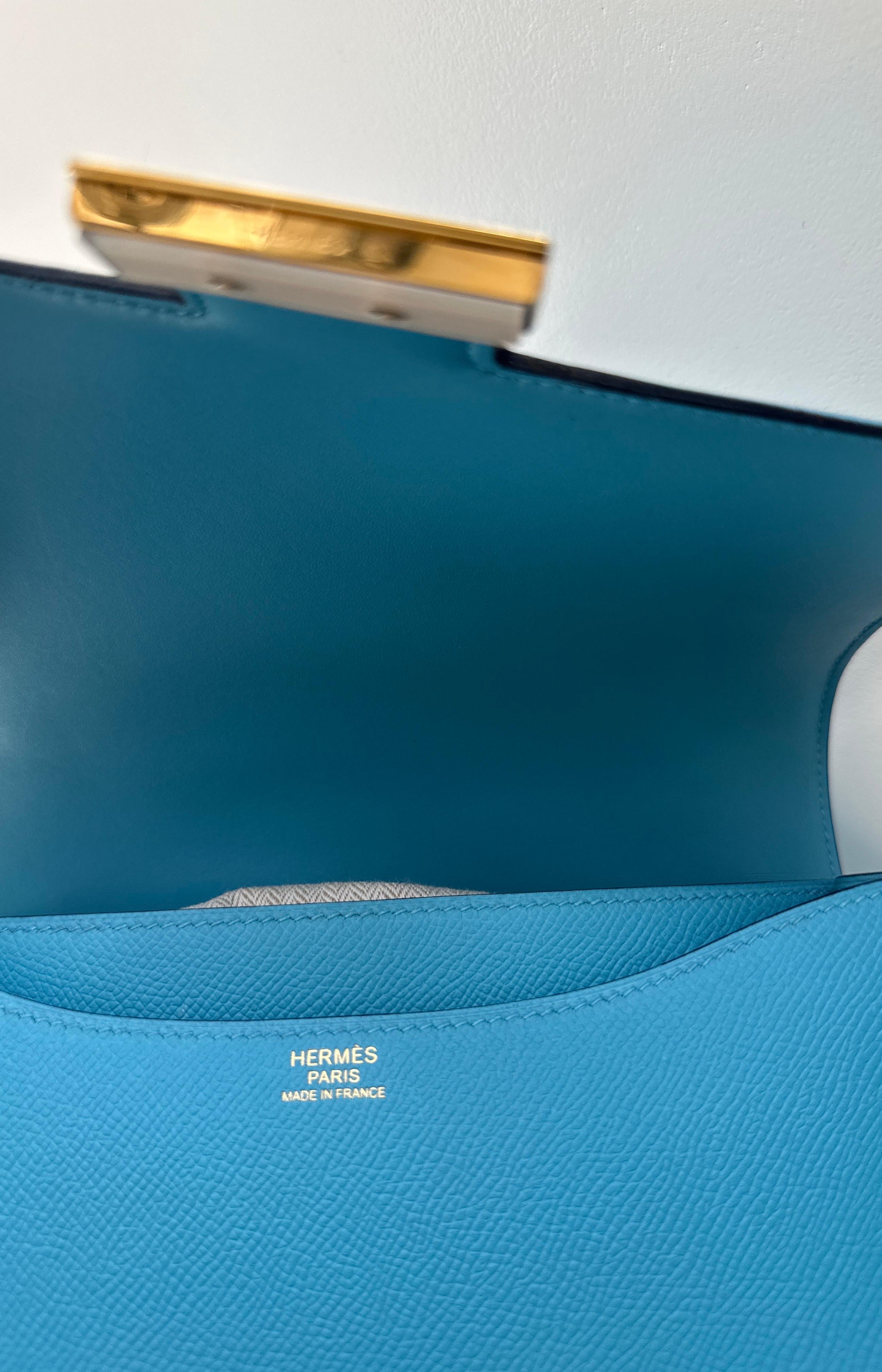 Hermes Constance 24 Bleu Celeste Epsom Gold Hardware en vente 11
