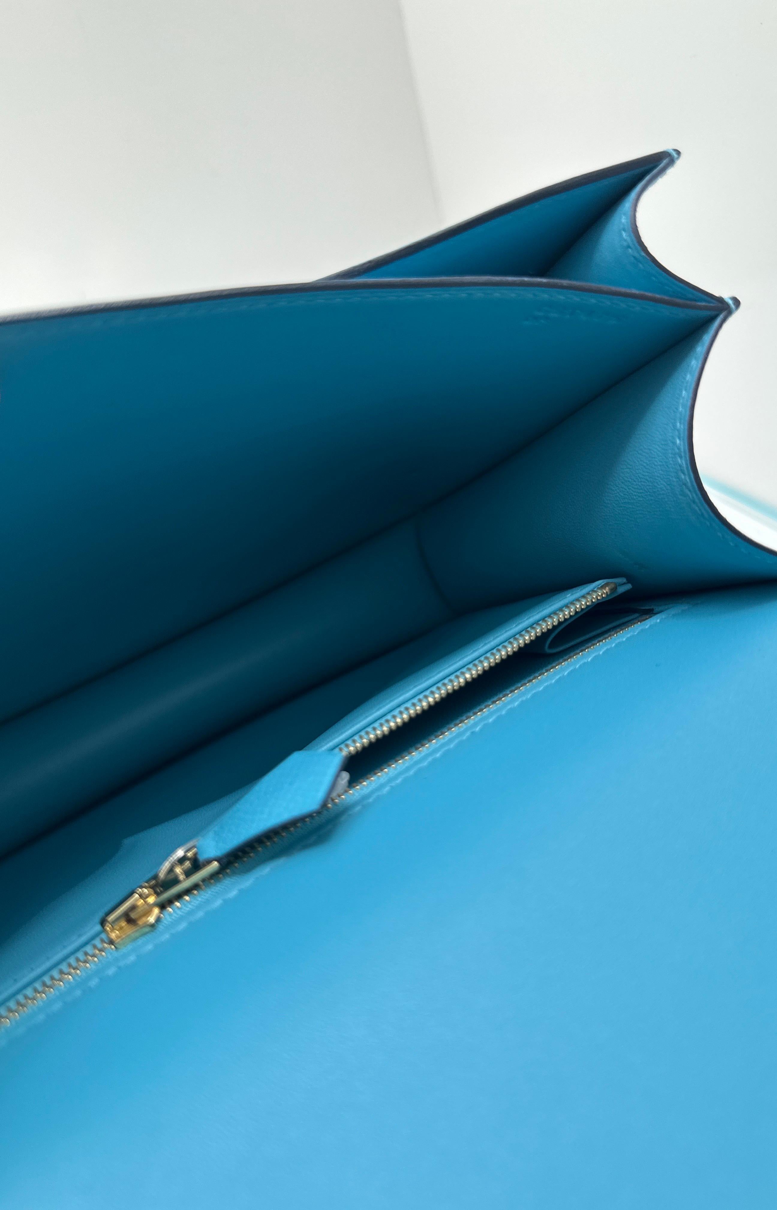 Hermes Constance 24 Bleu Celeste Epsom Gold Hardware en vente 14