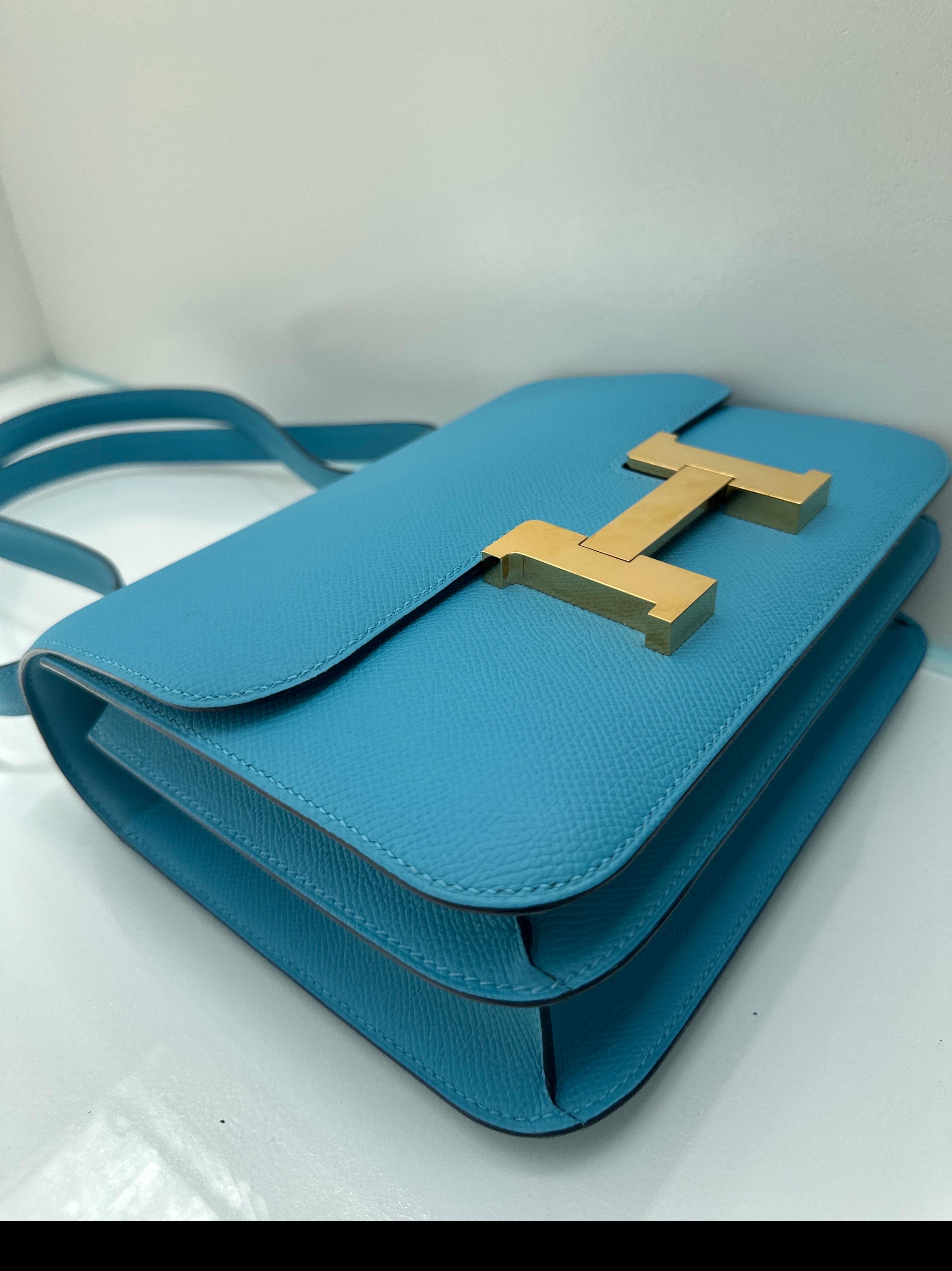 Hermes Constance 24 Bleu Celeste Epsom Gold Hardware en vente 5