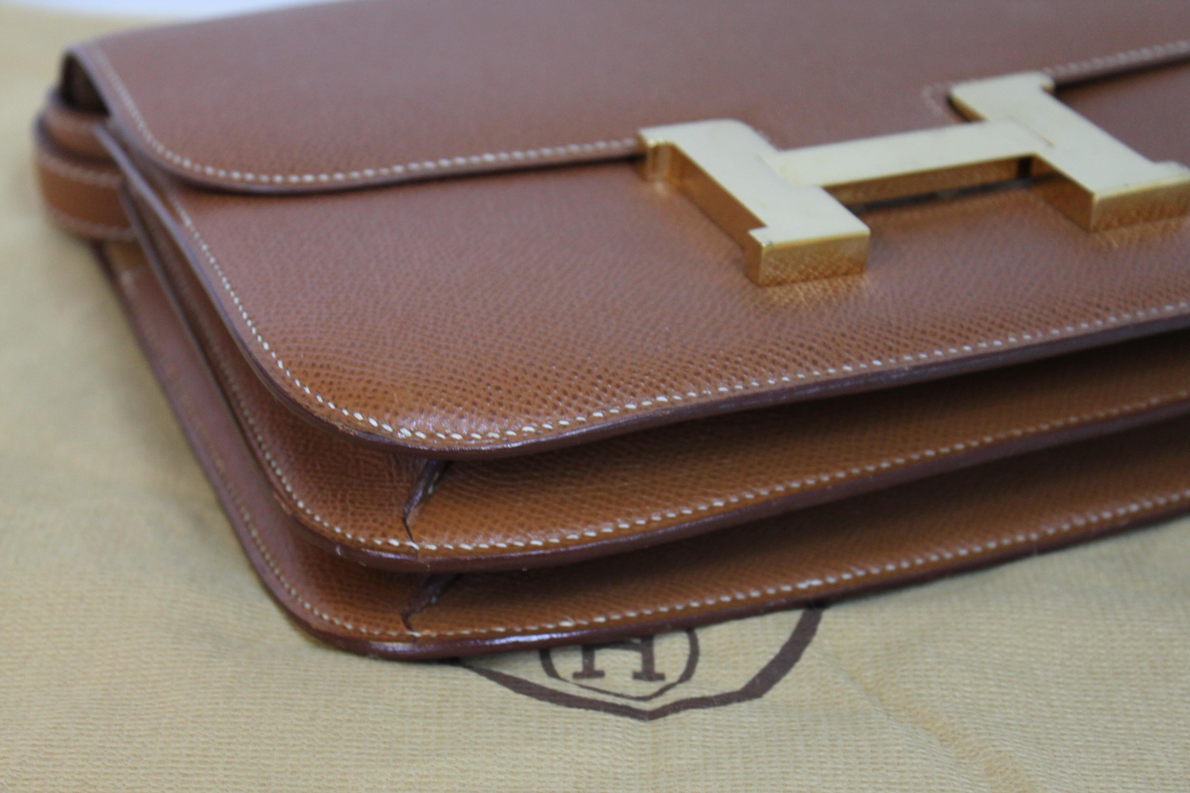 Hermes Constance 24 Shoulder Bag brown/tan epsom leather with gold Hardware For Sale 4