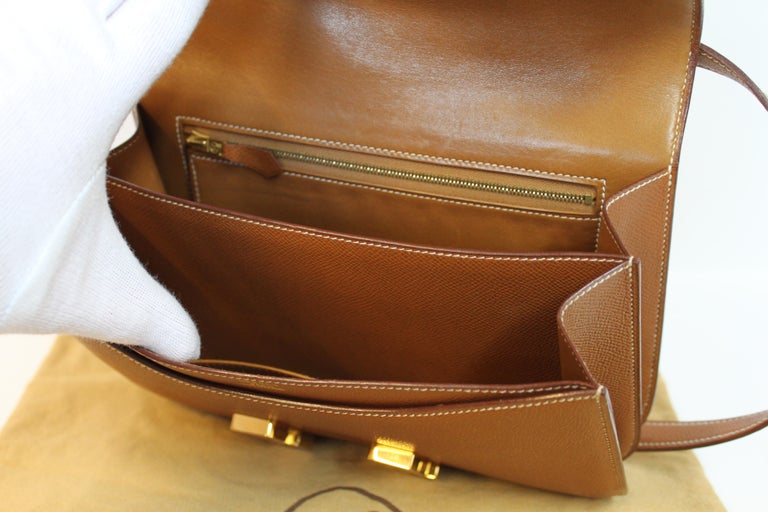 Hermes Constance 24 Shoulder Bag brown/tan epsom leather with gold Hardware For Sale at 1stDibs