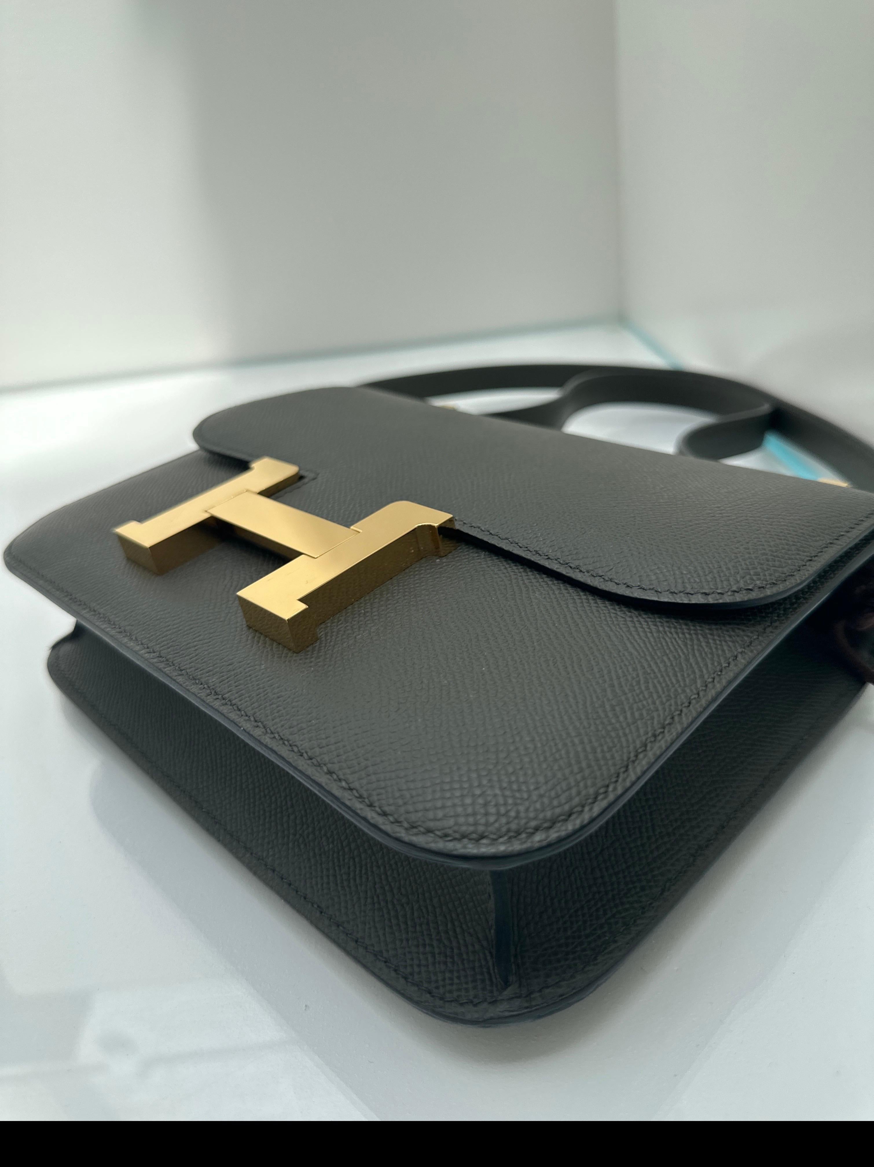 Hermes Constance 24 Vert De Gris Epsom Gold Hardware en vente 6