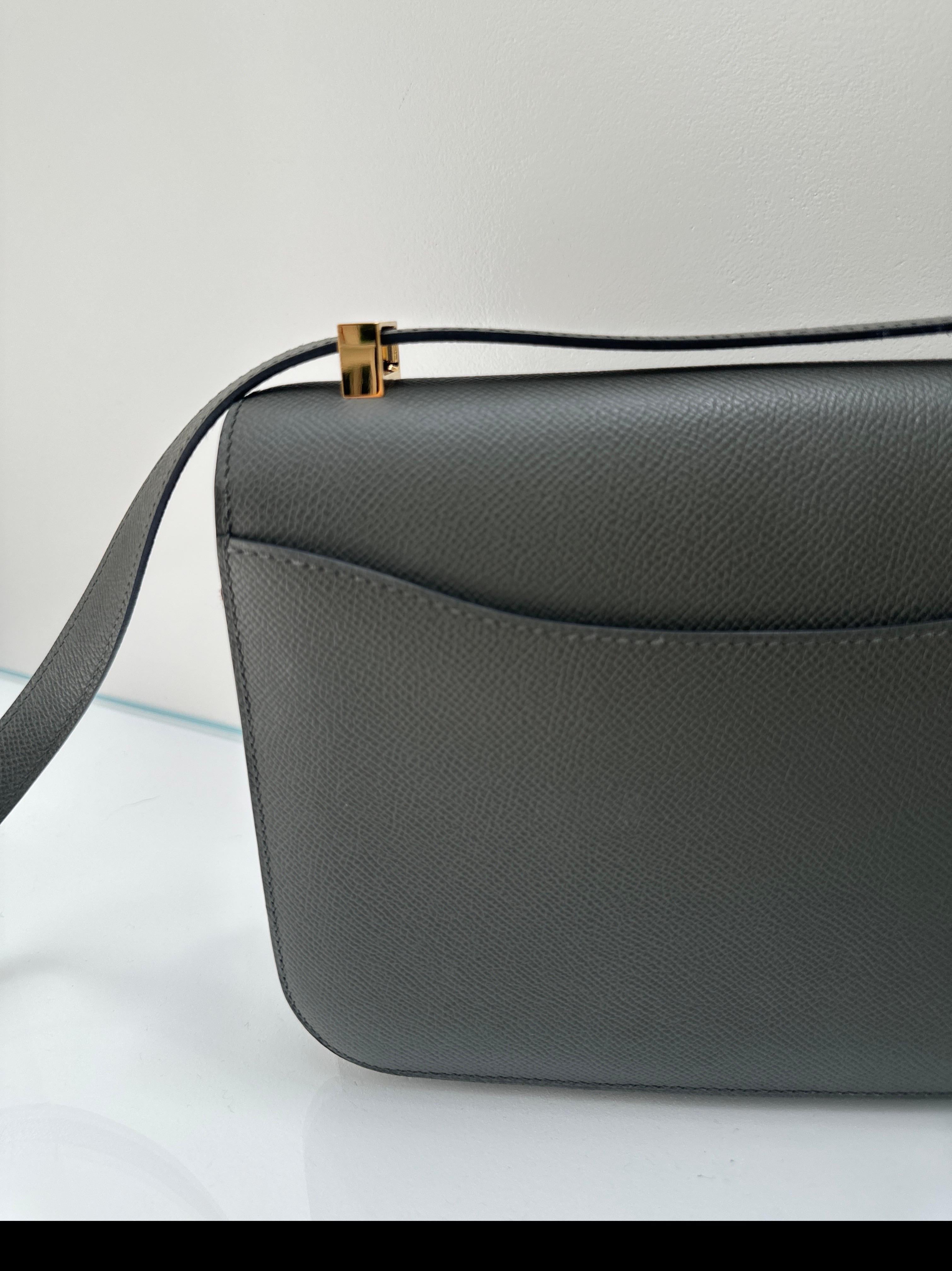 Hermes Constance 24 Vert De Gris Epsom Gold Hardware en vente 3