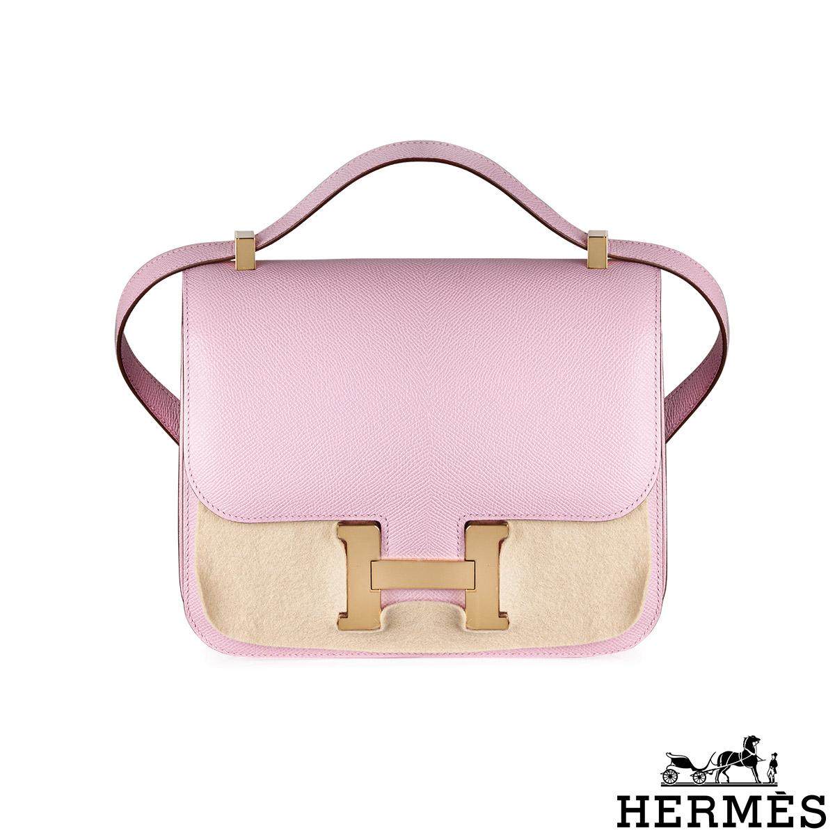 A lovely Hermès Constance 24cm handbag. The exterior of this Sac Constance III is crafted in Mauve Sylvestre Epsom leather with tonal stitching, a rose gold-tone hardware 