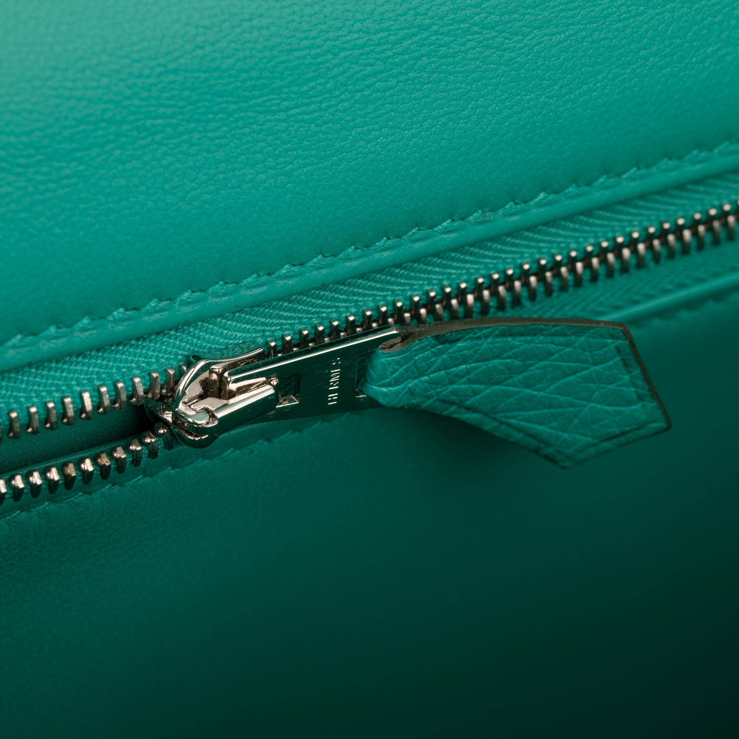 Hermès Constance 24cm Vert Vertigo Ostrich Leather Palladium Hardware For Sale 5