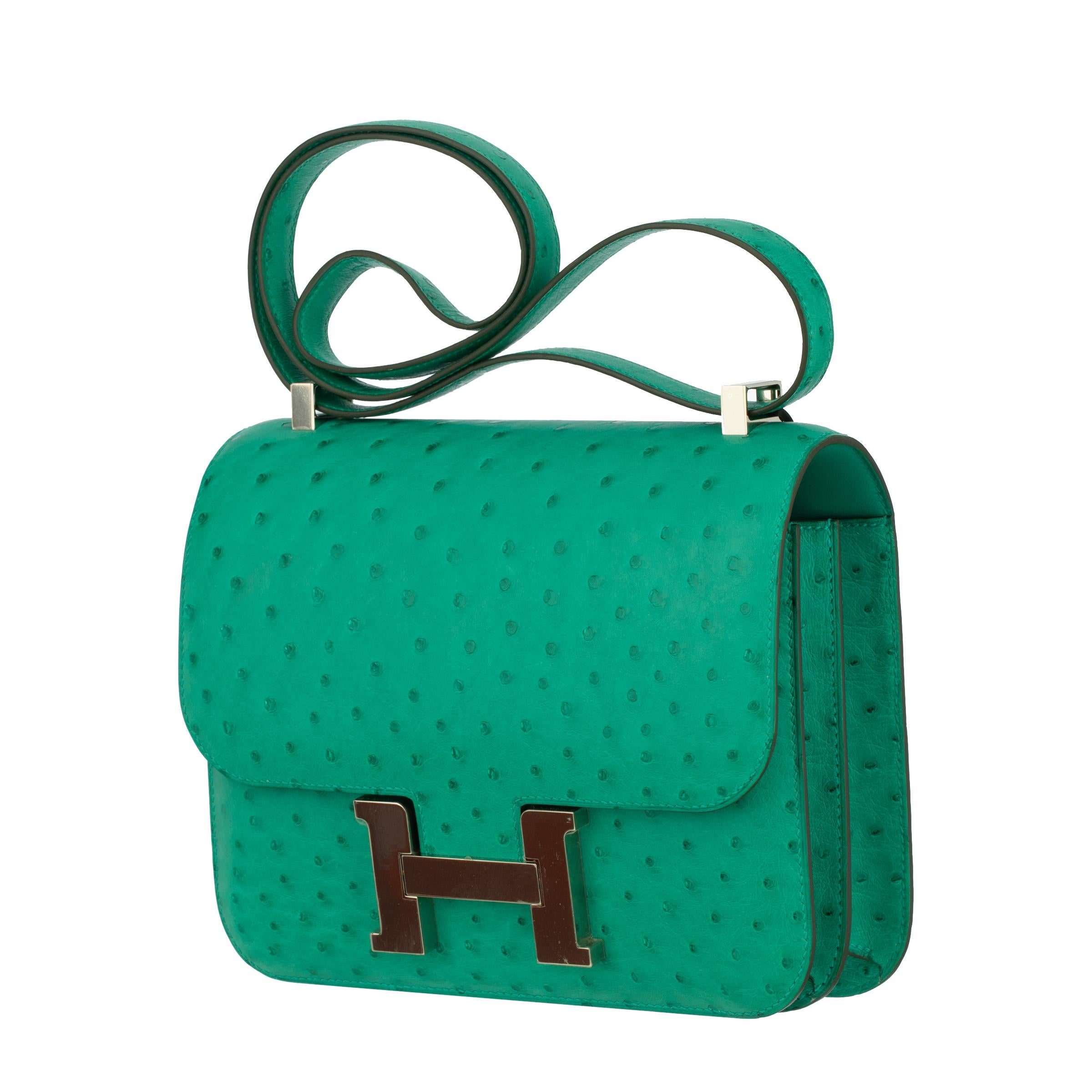 Blue Hermès Constance 24cm Vert Vertigo Ostrich Leather Palladium Hardware For Sale