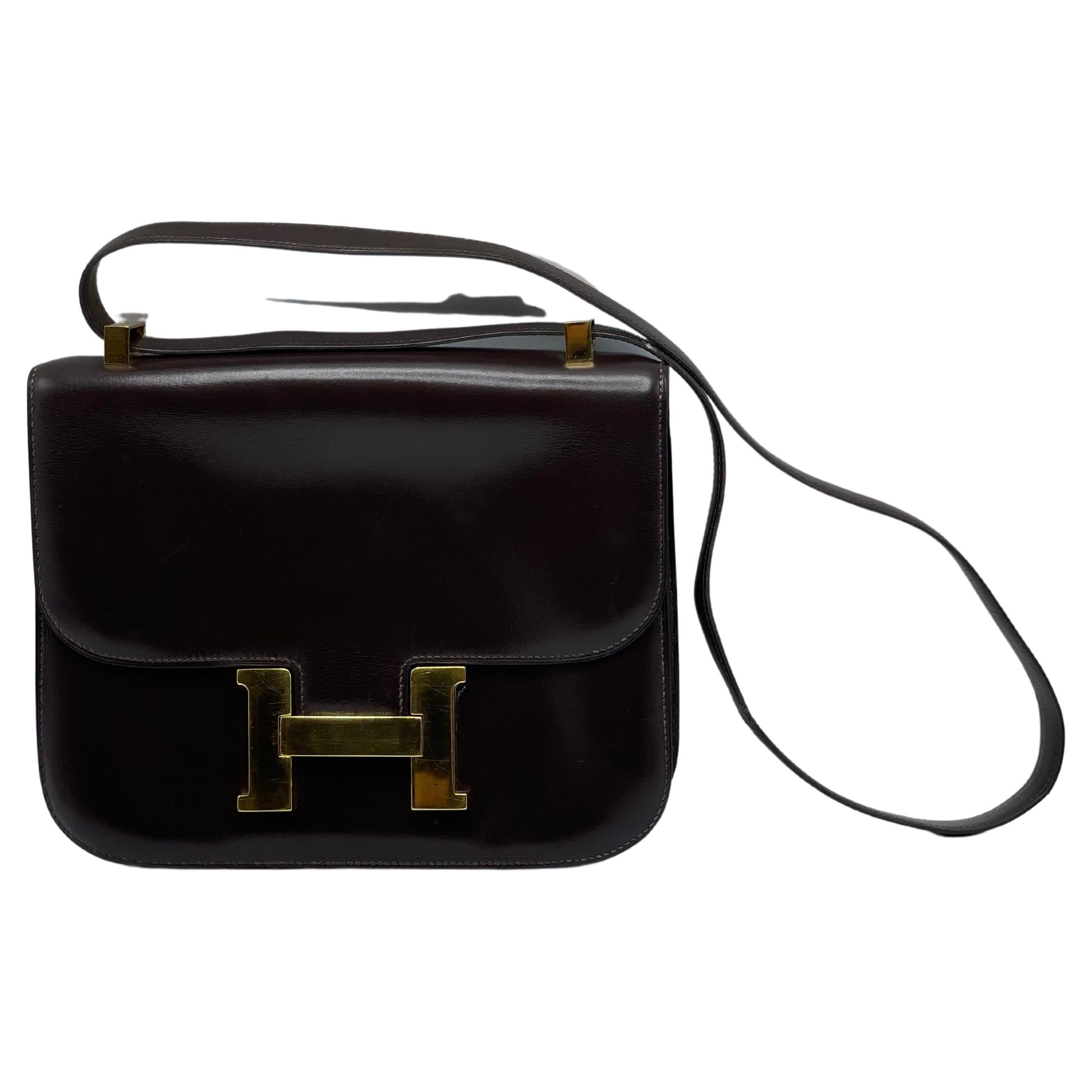 Hermès Constance Brown and Gold 23 cm  For Sale 2