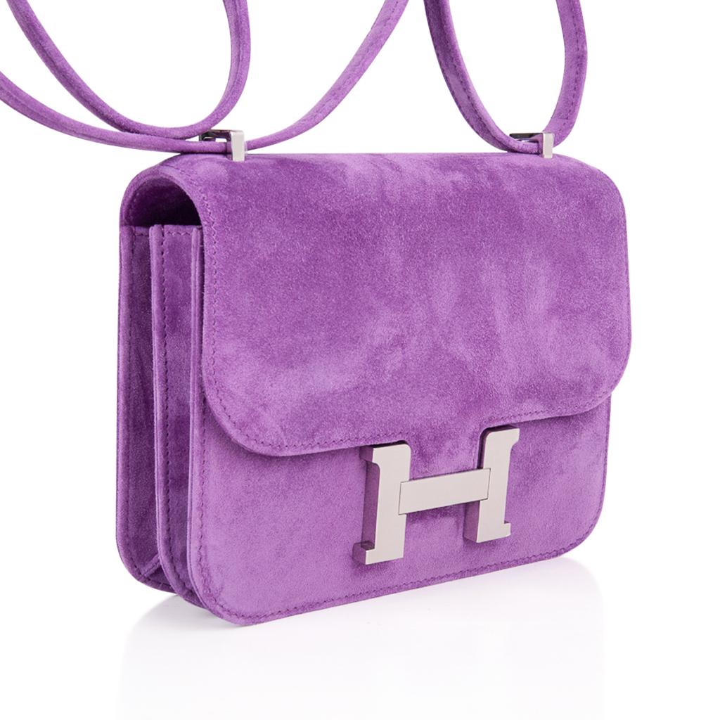 Guaranteed authentic exquisite limited edition Hermes coveted Doblis (suede) bag features the Constance Mini in Violet Clair.
Beautiful muted purple that is neutral and perfect for year round wear.
This is a highly collectible Hermes bag.
Fresh with