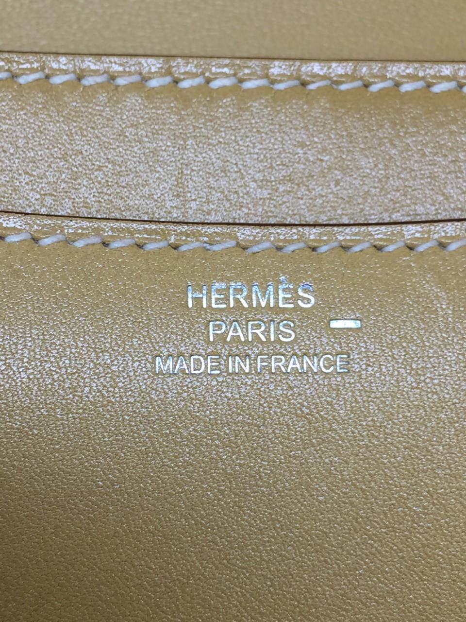 Hermes Constance Lizard Inlay Tadelakt Mini In Good Condition For Sale In North York, CA