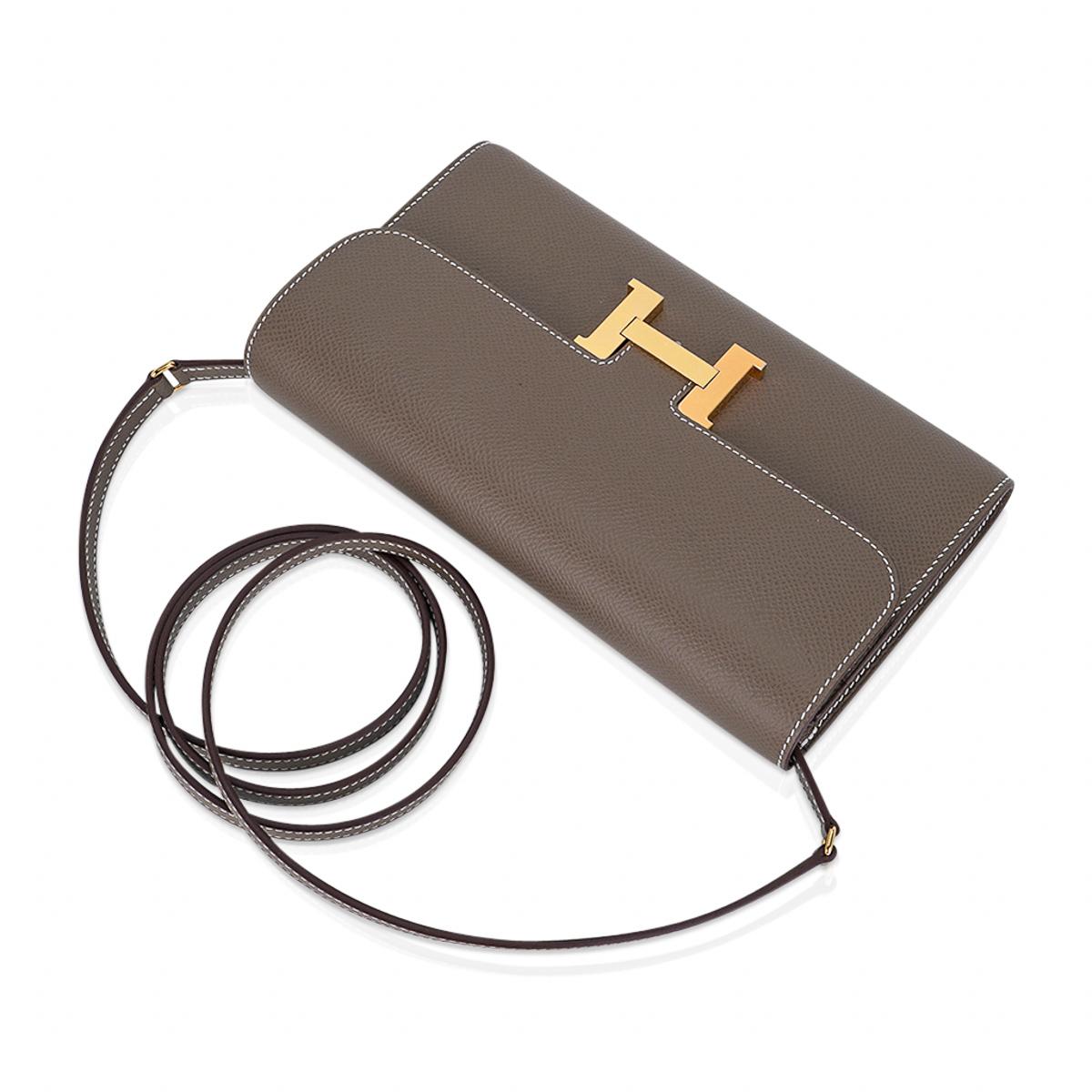 Hermes Constance Long To Go Wallet Etoupe Gold Hardware In New Condition For Sale In Miami, FL