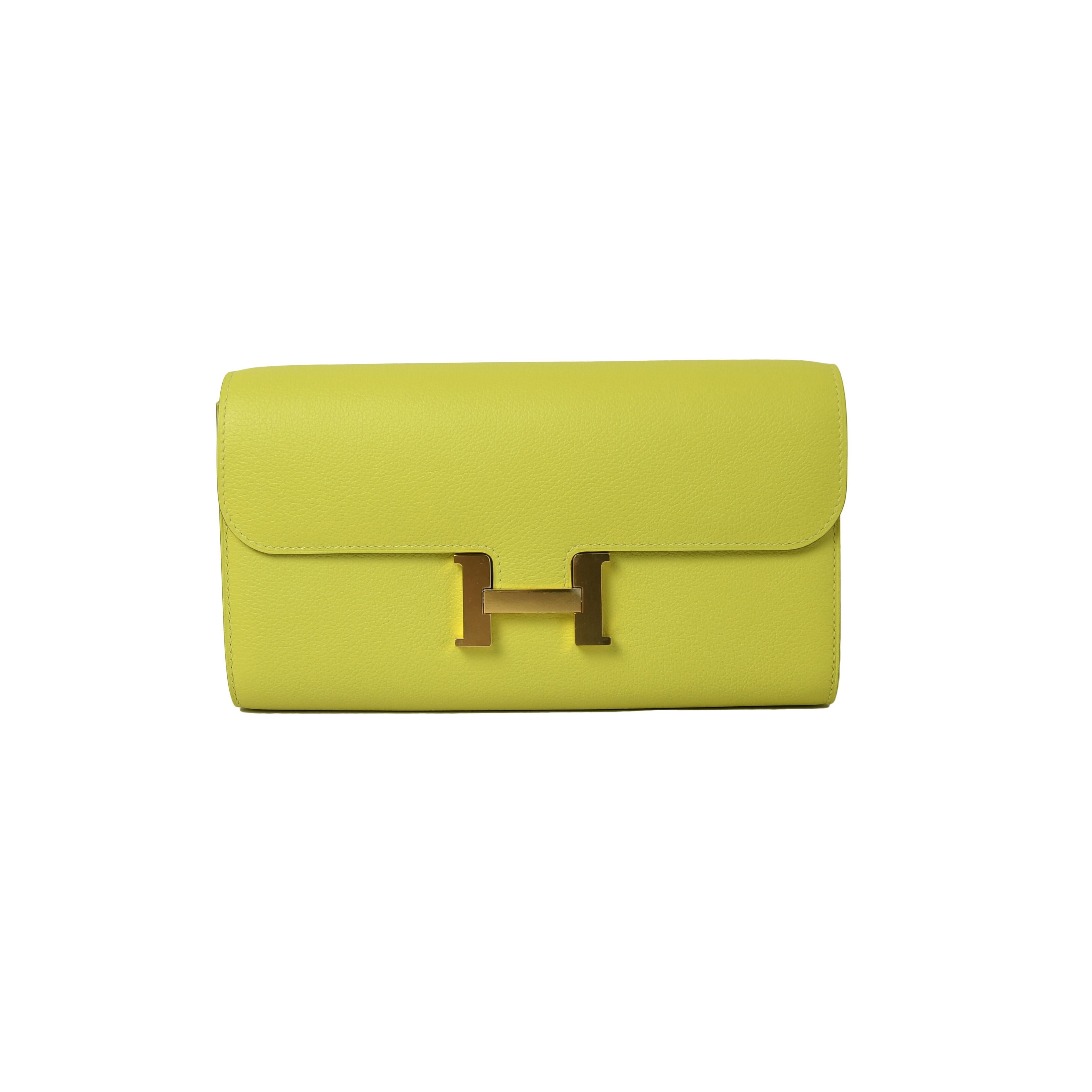 Hermes Constance Long To Go Wallet Gold Lime In New Condition For Sale In Flushing, NY