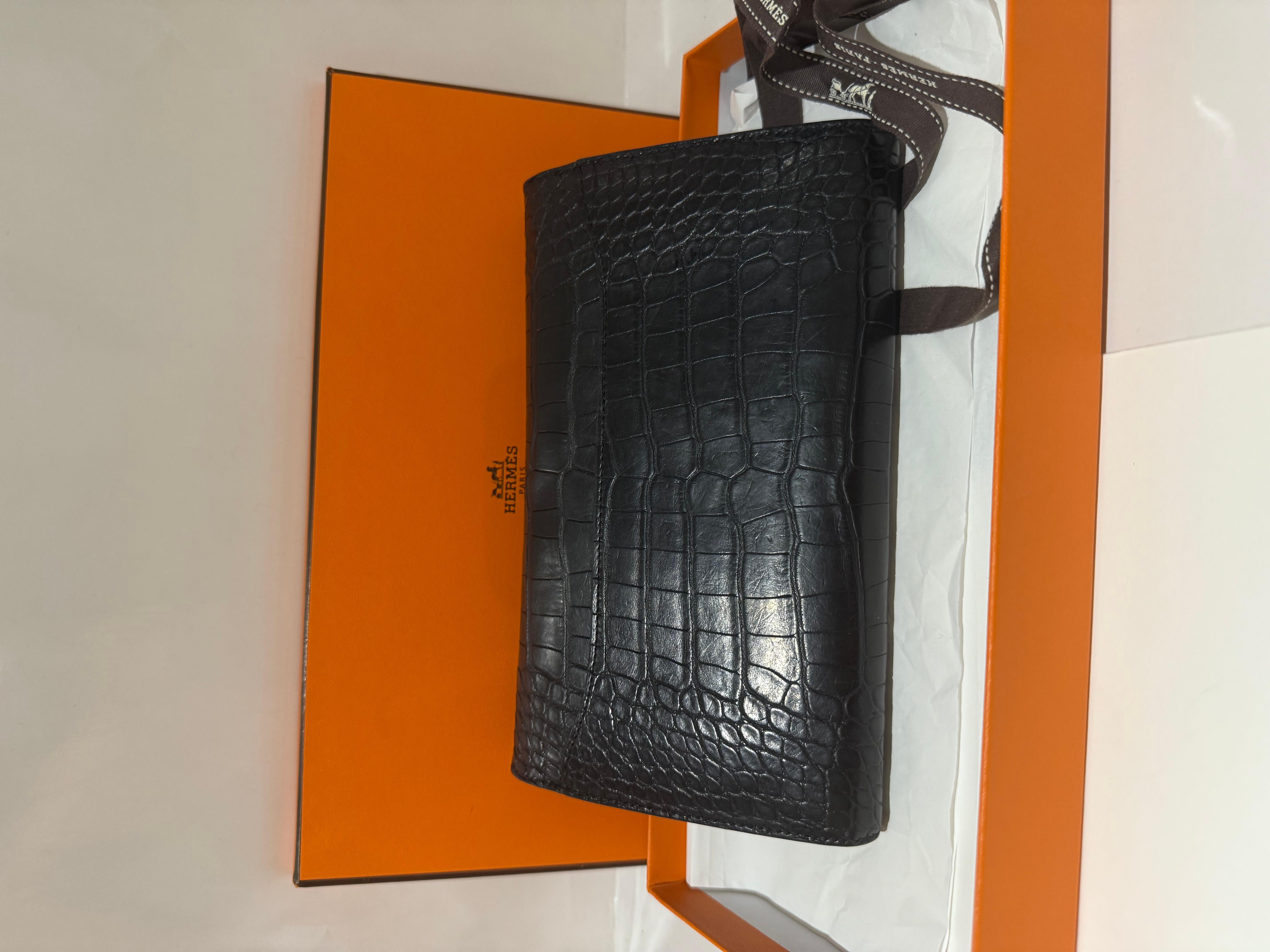 Hermes Constance long Wallet in Matte Alligator Black and Lizard Ombre 2