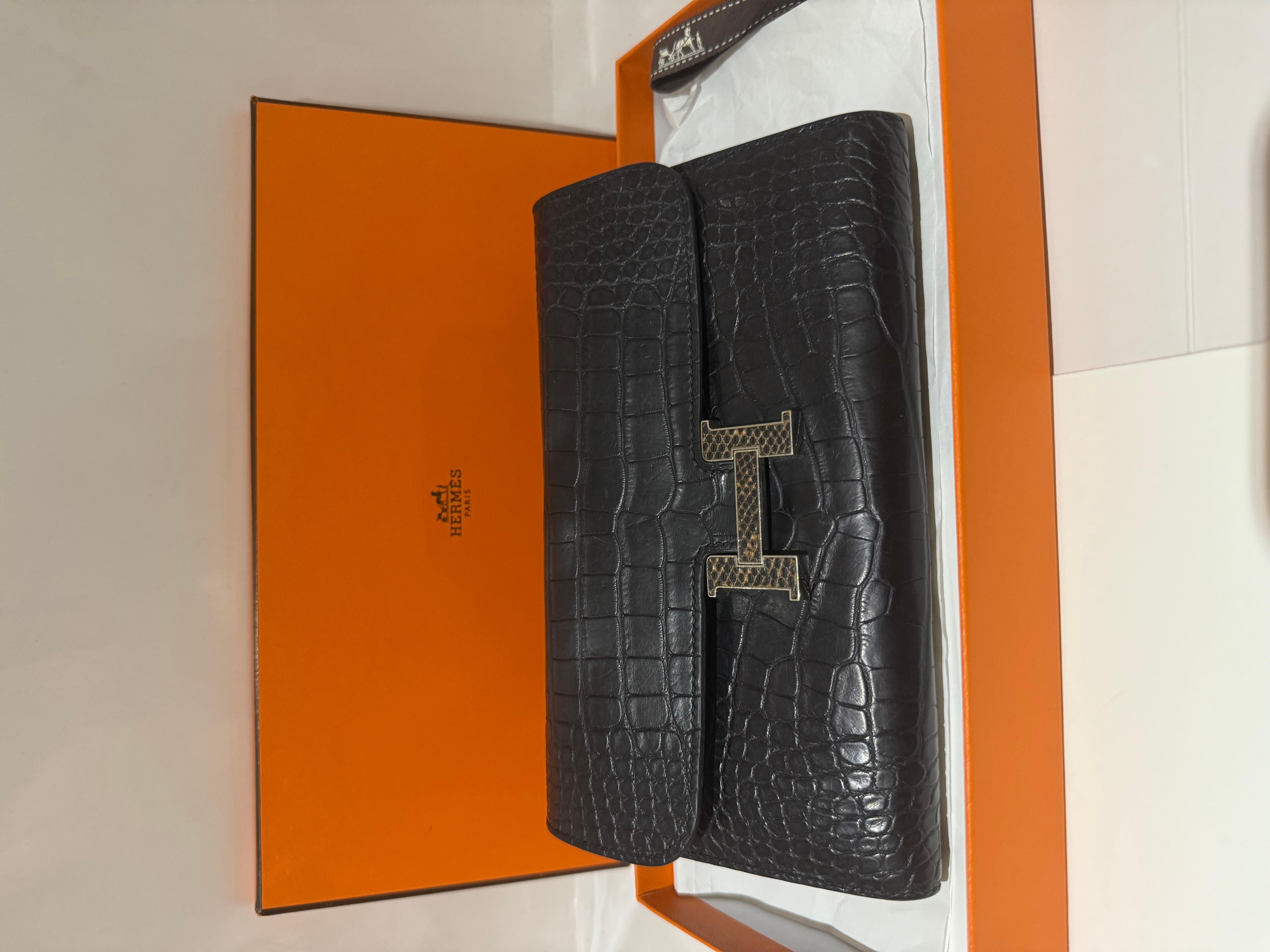 Hermes Constance long Wallet in Matte Alligator Black and Lizard Ombre 3