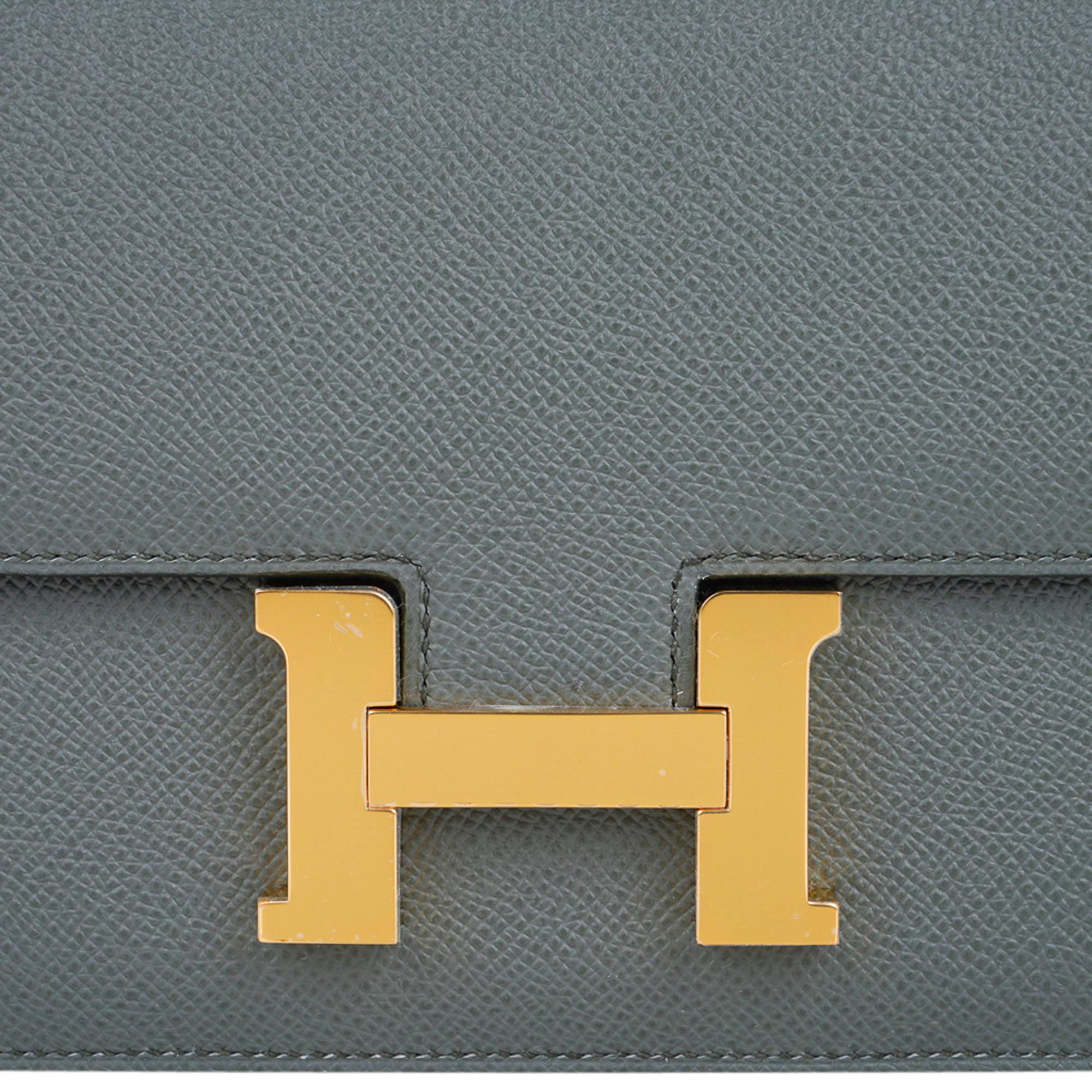Mightychic offers an Hermes Constance 18cm mini bag featured in stunning Vert Amande.
Rich with gold hardware.
HERMES MADE IN FRANCE is stamped on front under flap.
Comes with signature Hermes box and sleeper.
NEW or NEVER WORN.
The Hermes Constance