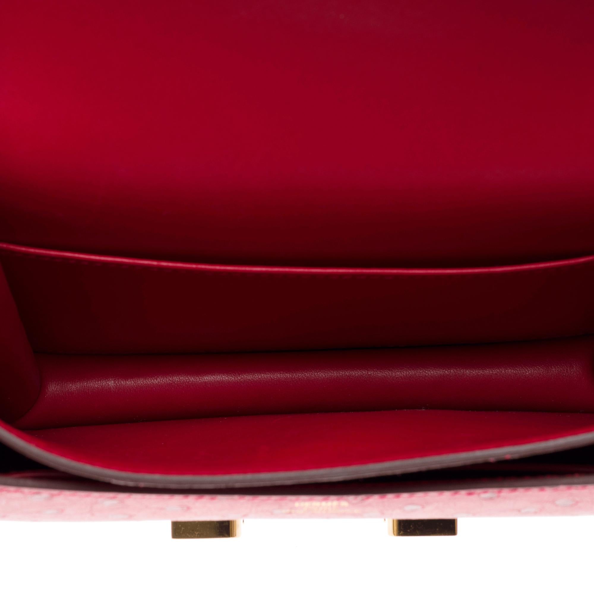 Hermès Constance Mini 18 shoulder bag in Rouge Vif ostrich leather, GHW For Sale 4