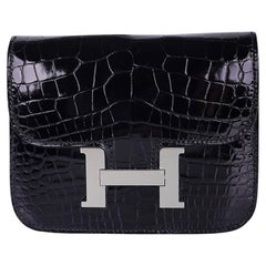 Hermès - Portefeuille Constance mince en alligator noir avec accessoires en palladium