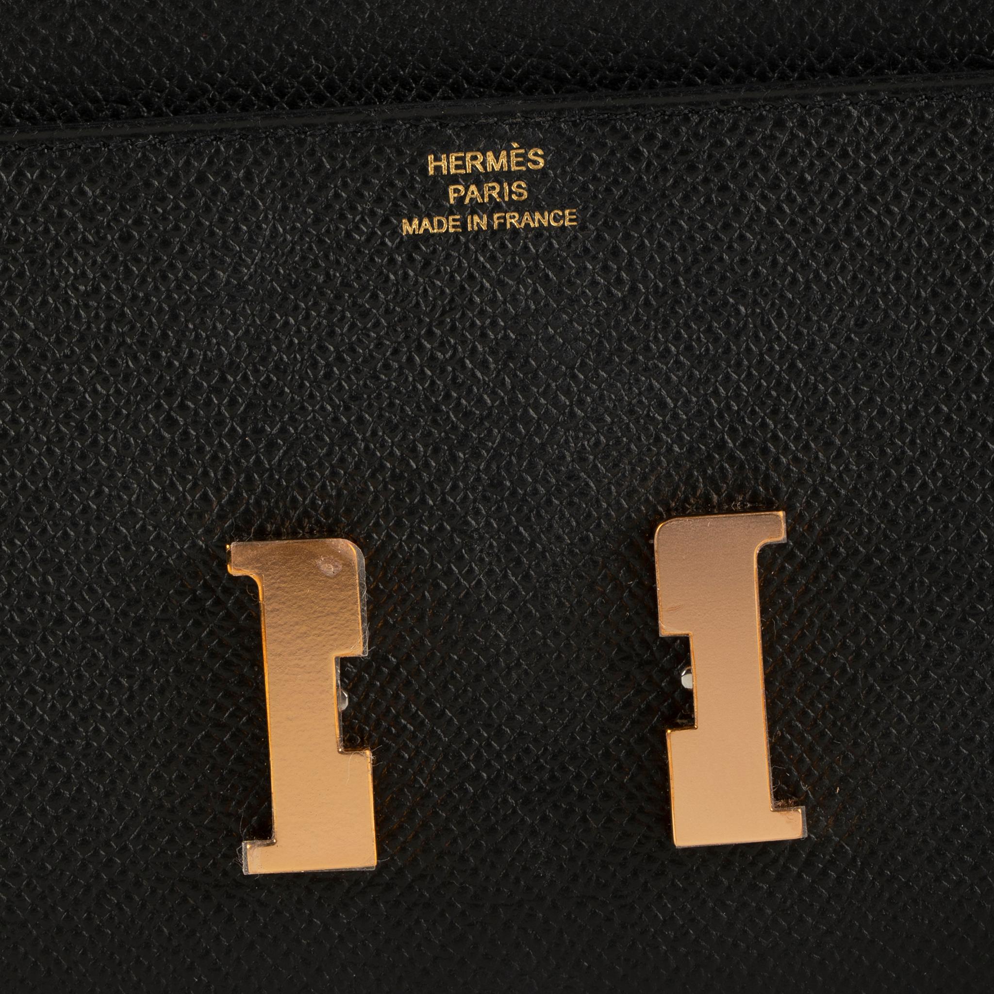 Women's or Men's Hermes Constance Wallet Black Epsom Leather Rose Gold Hardware For Sale