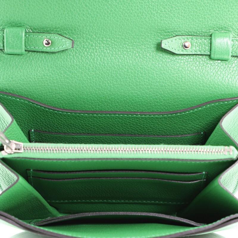 Hermes Convoyeur Crossbody Bag Evercolor Mini In Good Condition In NY, NY