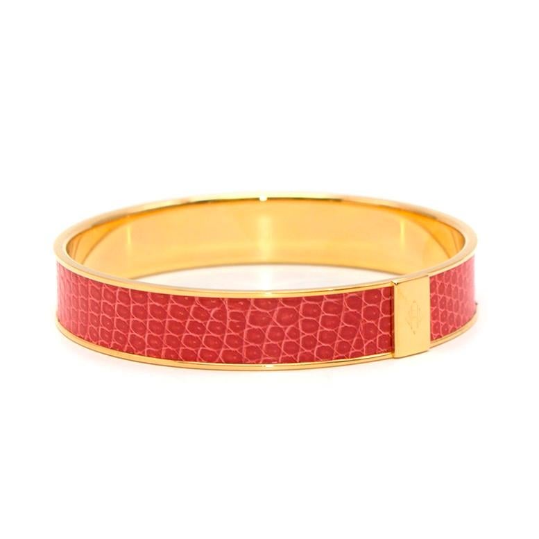 Hermes Coral Kawaii 07 Lizard Bangle In Excellent Condition In London, GB