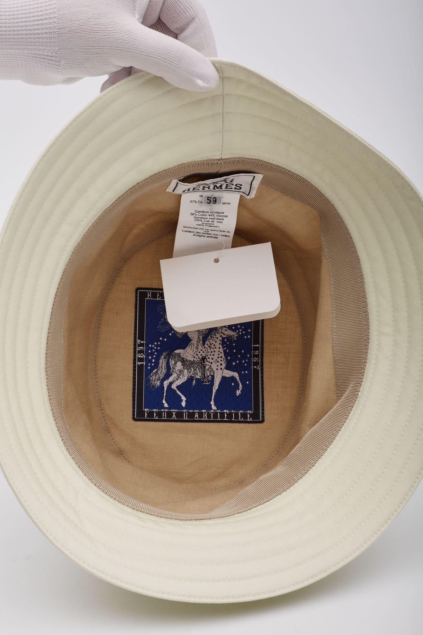 Men's Hermès Cotton Pale Yellow Fred H Cut Bucket Hat For Sale