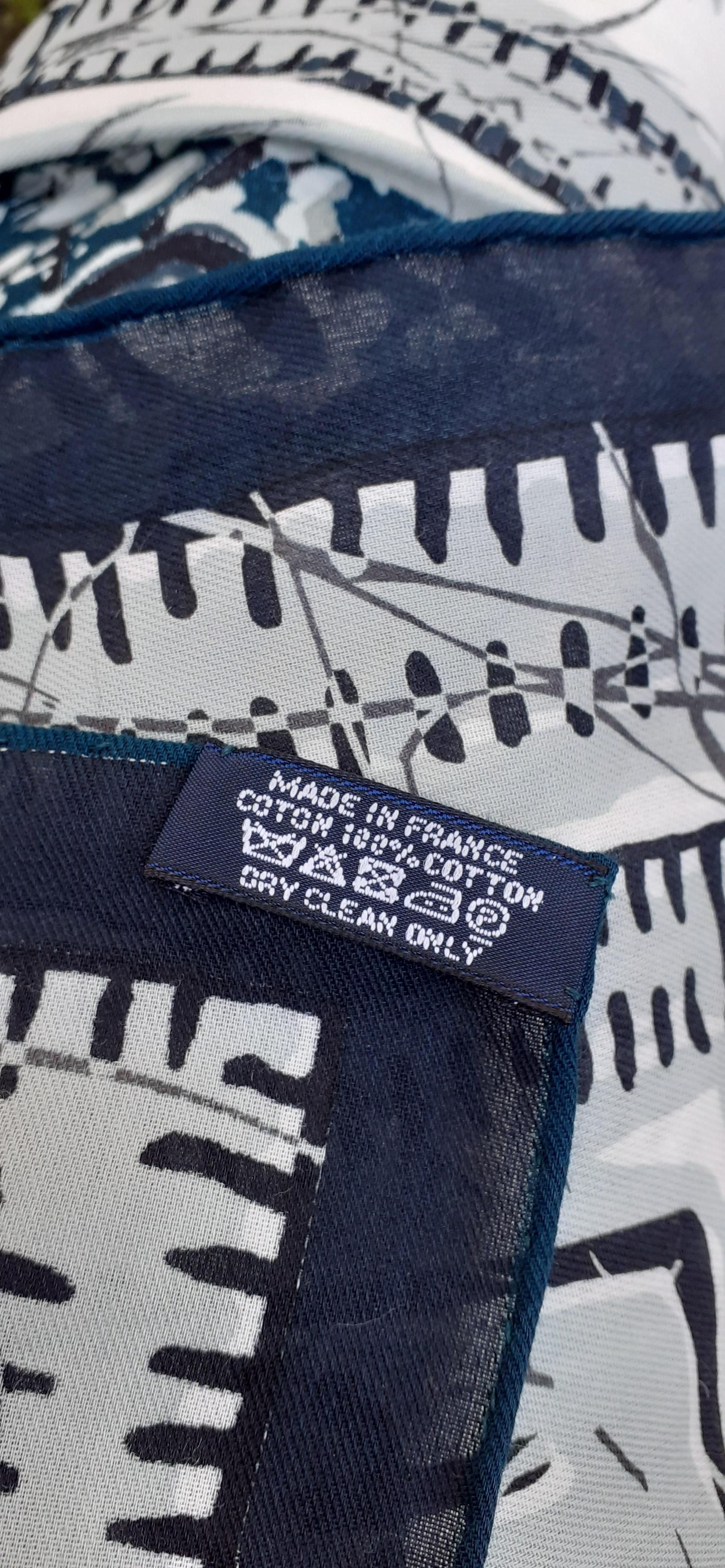 Hermès Cotton Scarf Carré Le Boubou H  Blue Grey Horse Pattern Texas 65 cm For Sale 3
