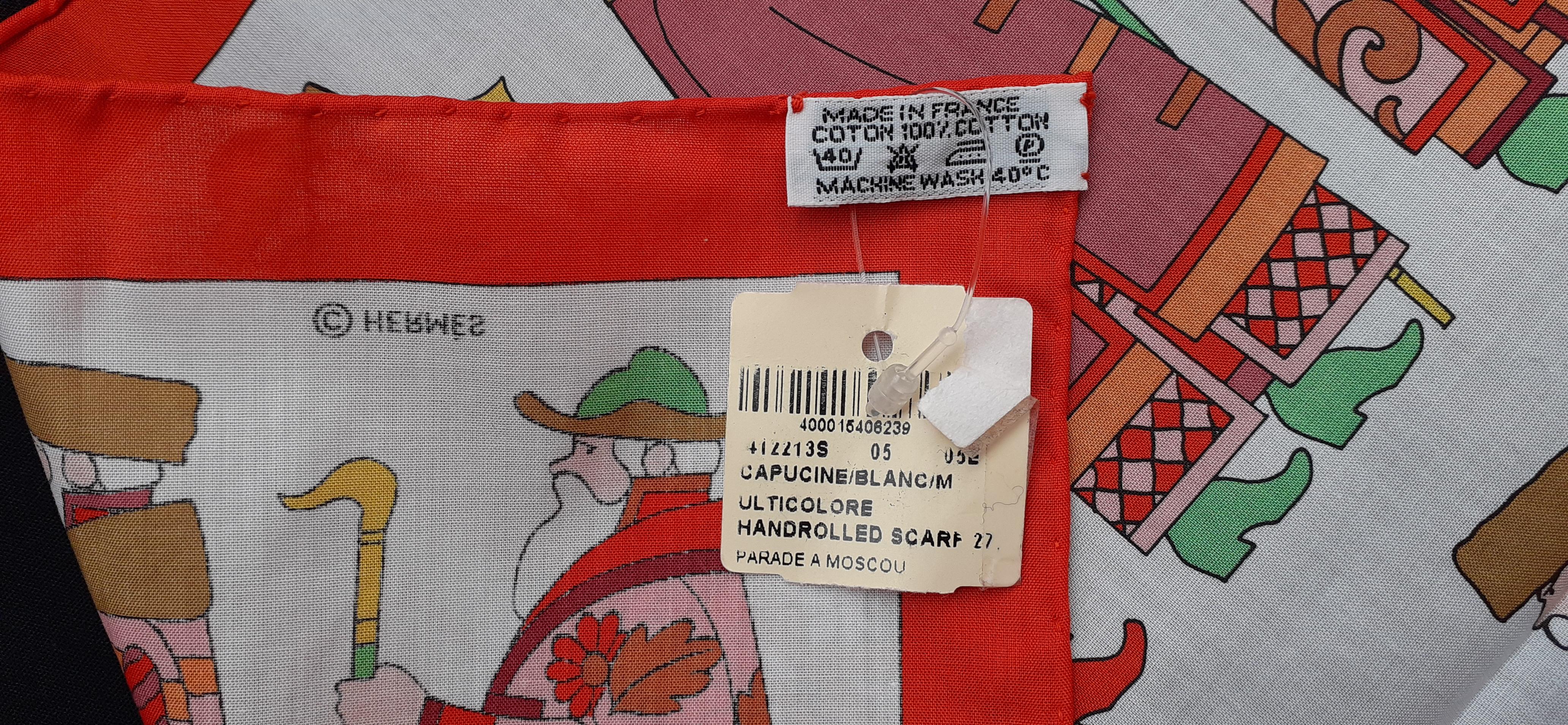 Hermès Cotton Scarf Parade A Moscou White Red 67 cm RARE 4
