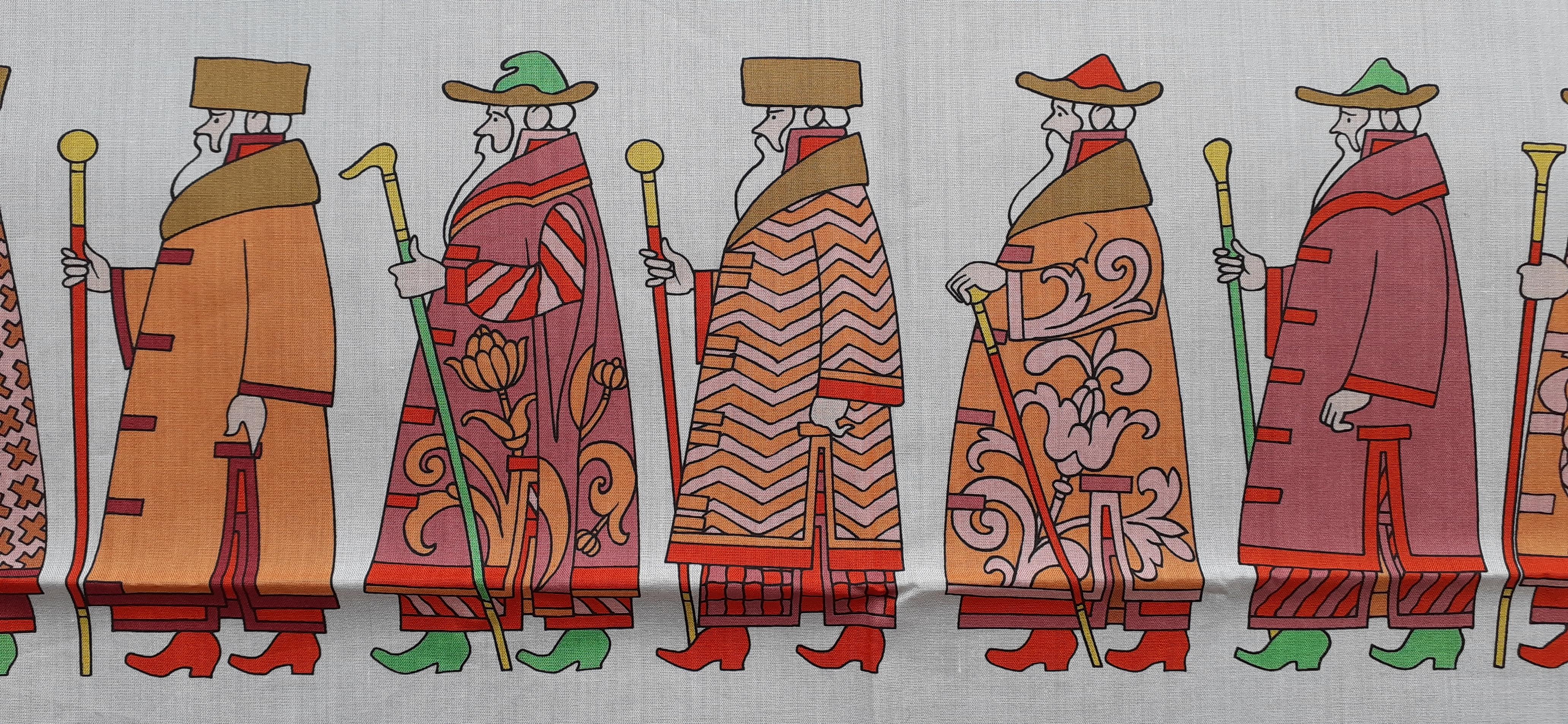 Women's Hermès Cotton Scarf Parade A Moscou White Red 67 cm RARE
