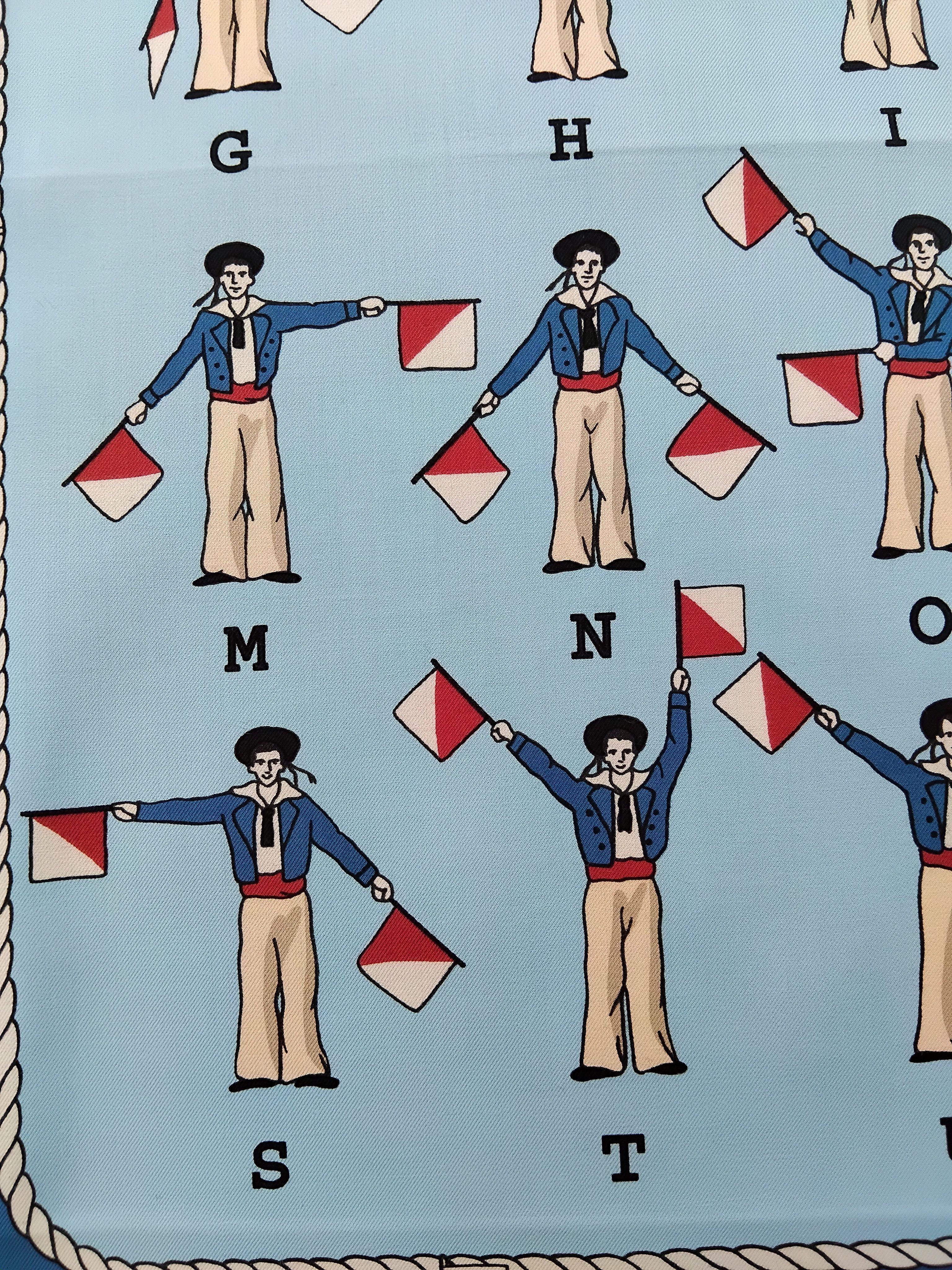 Sciarpa in cotone di Hermès con bandiera Sailor Semaphore Alphabet Navy 67 cm in vendita 2
