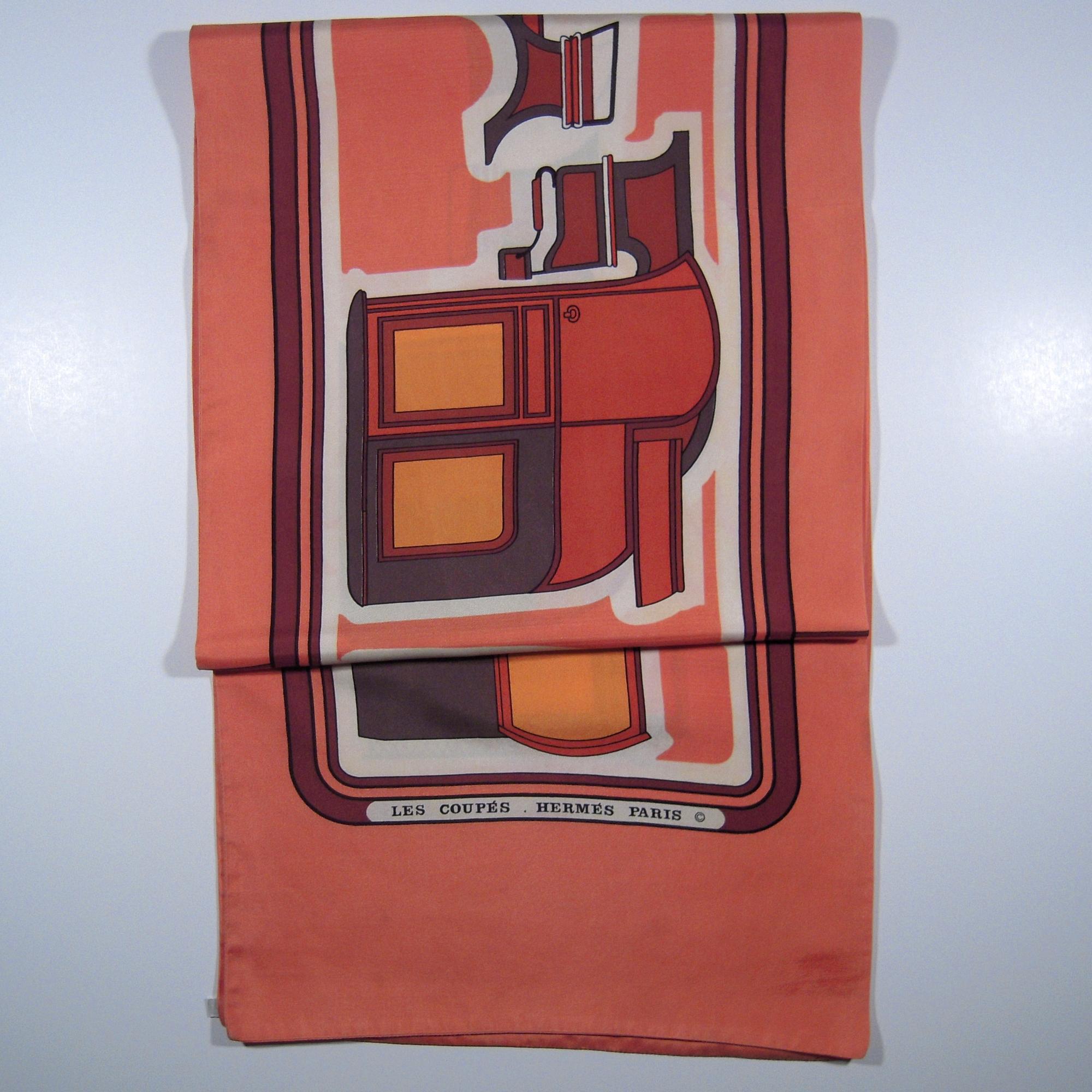 Hermes Coupés Scialle di seta doppio 172x34cm Salmone 1970 RARO VINTAGE in vendita 7