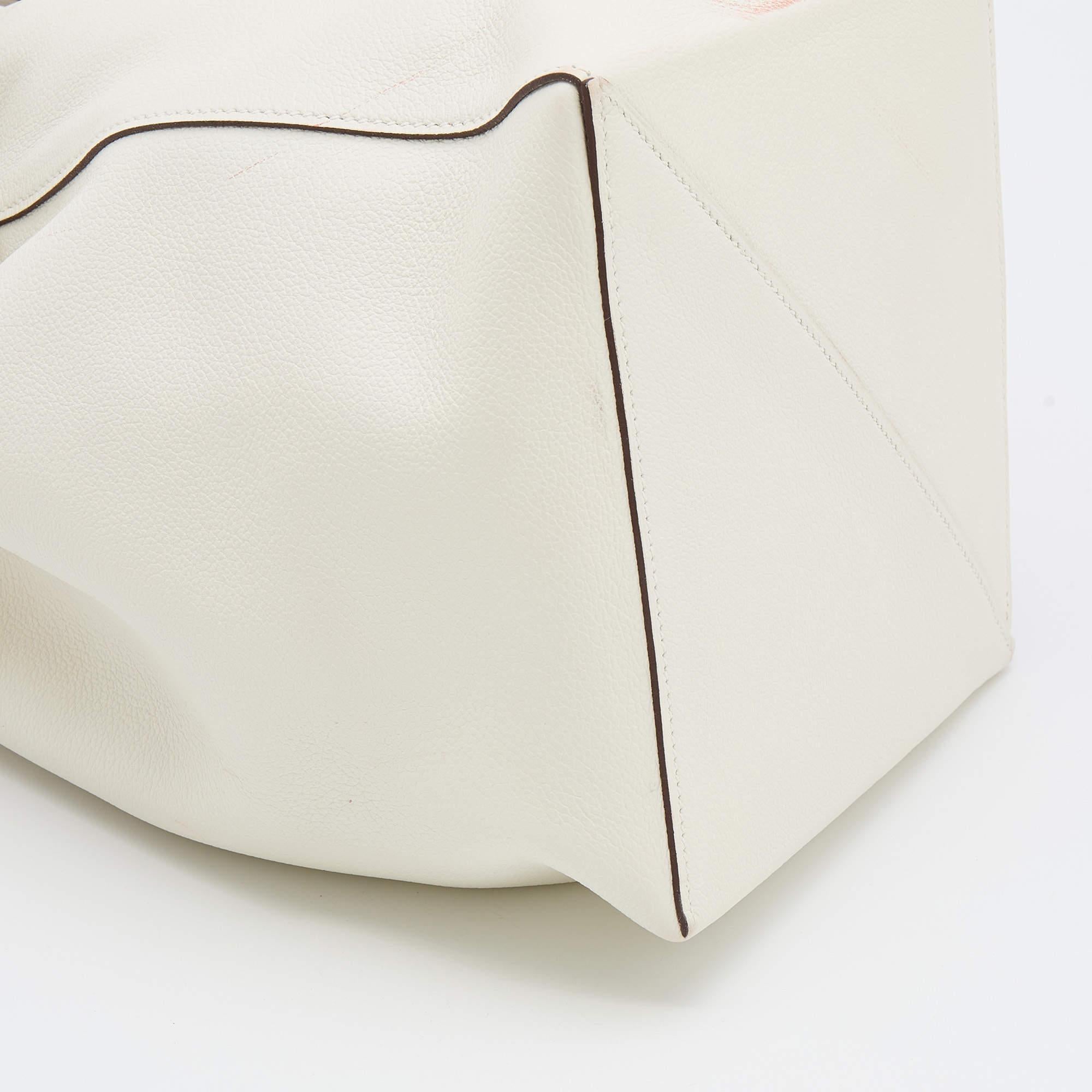 Hermes Craie Evercolor Leather Licol Bag In Good Condition In Dubai, Al Qouz 2