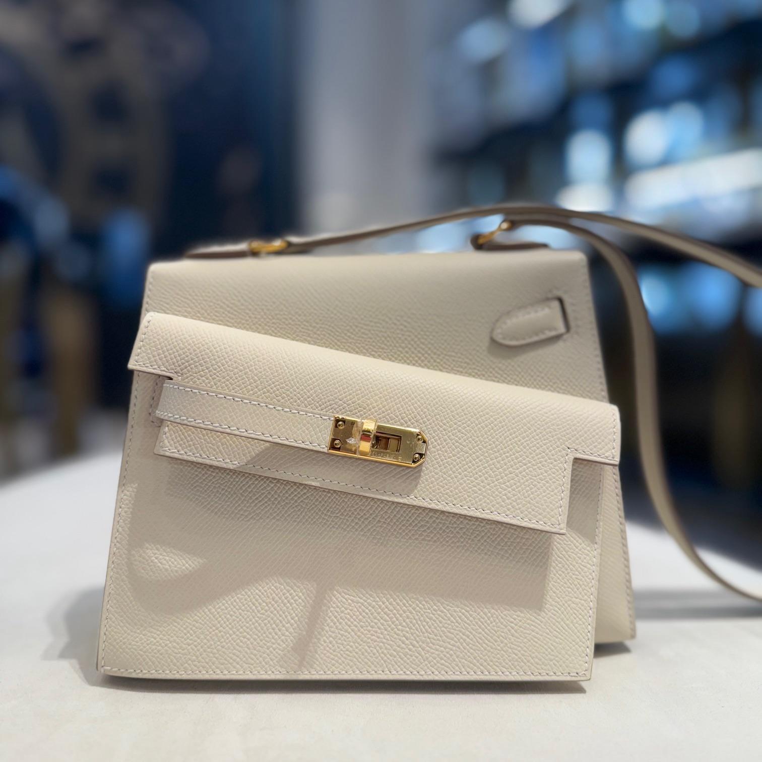 Hermès Craie Kelly 20 En Desordre Sellier Epsom Gold Hardware en vente 1