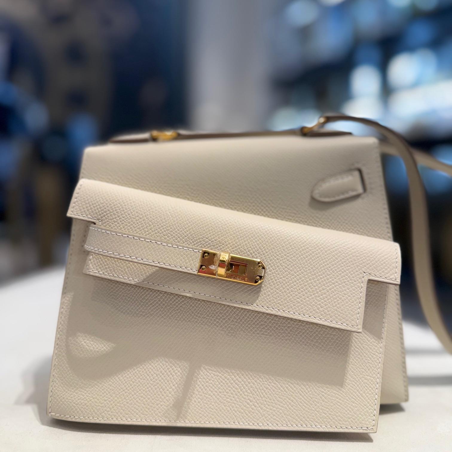 Hermès Craie Kelly 20 En Desordre Sellier Epsom Gold Hardware en vente 2