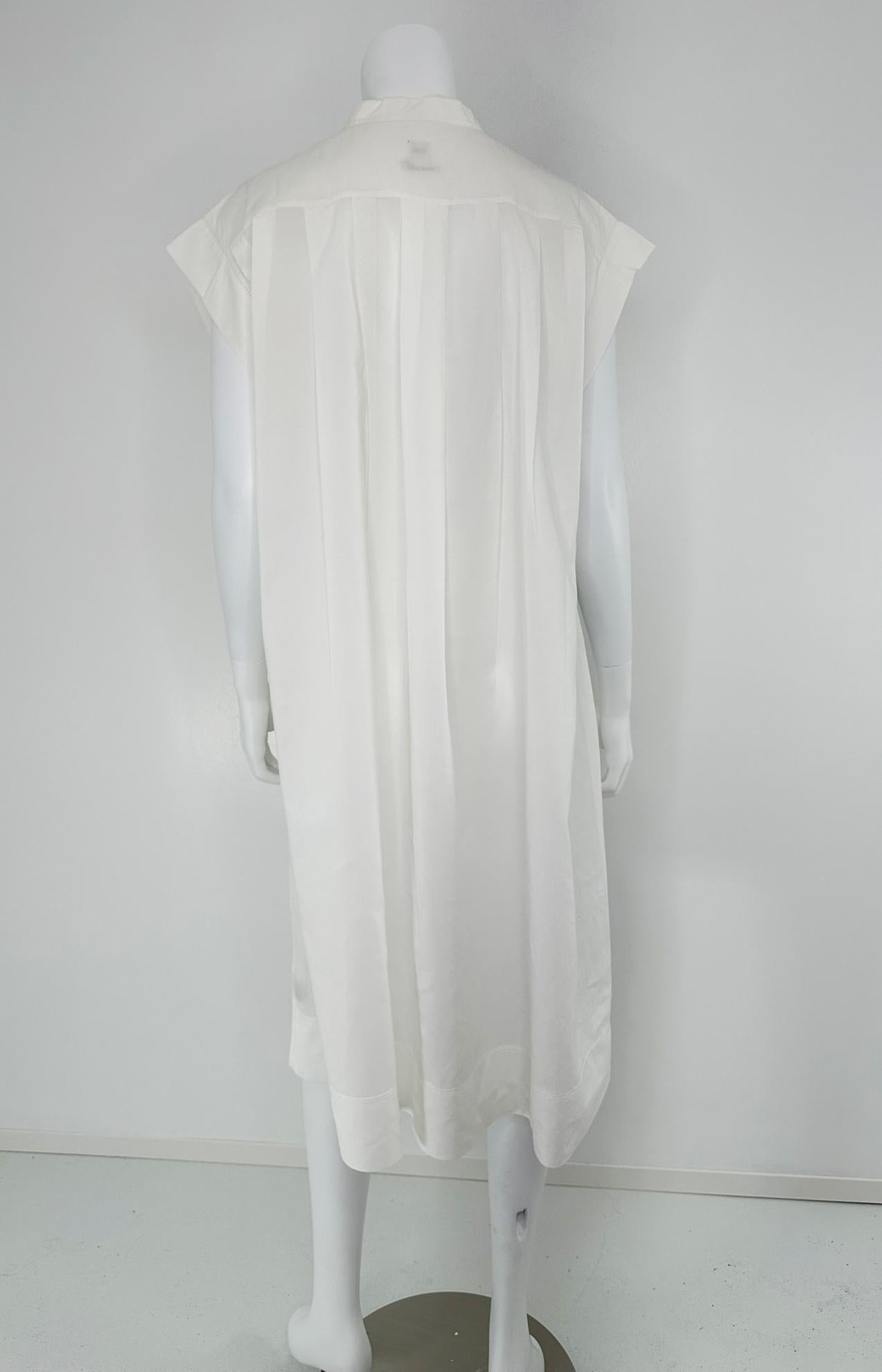 Hermes Crisp Sheer Weiß Baumwolle Kurze Ärmel Plissee-Schlappe Front Kleid 42 im Angebot 3