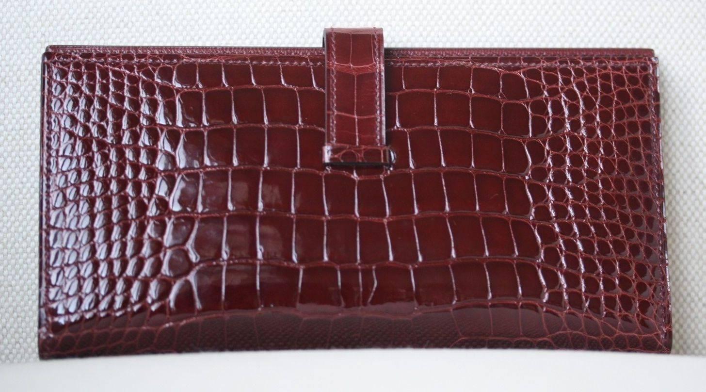 Brown Hermès Crocodile Bearn Burgundy Palladium H/W Wallet Purse