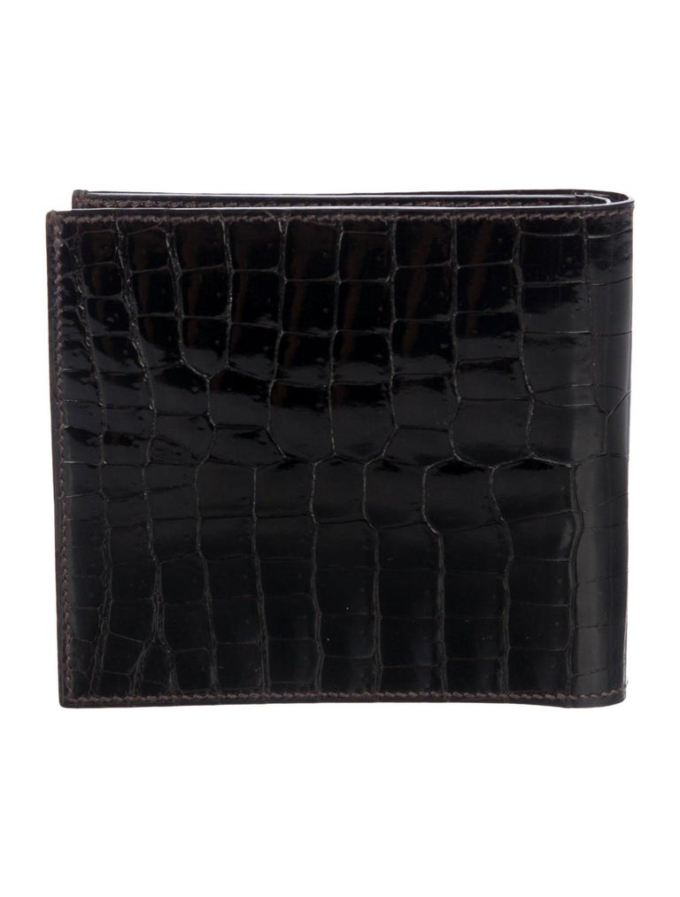 Hermes NEW Crocodile Exotic Leather Men&#39;s Suit Bifold Bifold Pocket Wallet For Sale at 1stdibs