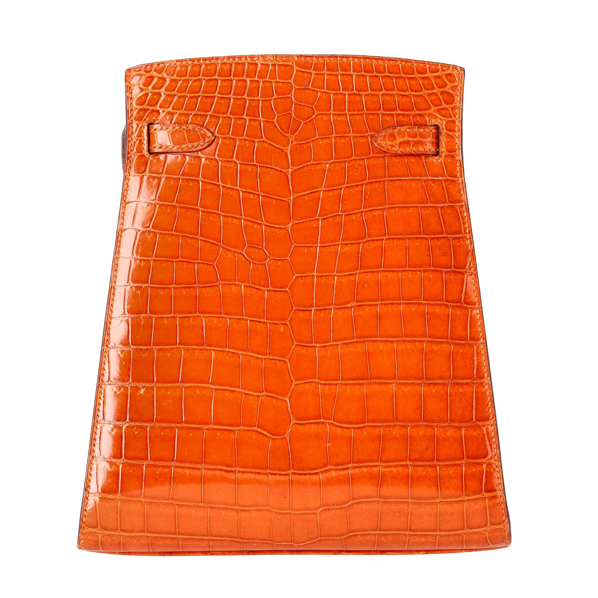 Hermes Bolsa Kelly Sport Piel Poro Cocodrilo en Excelente Estado en London, GB