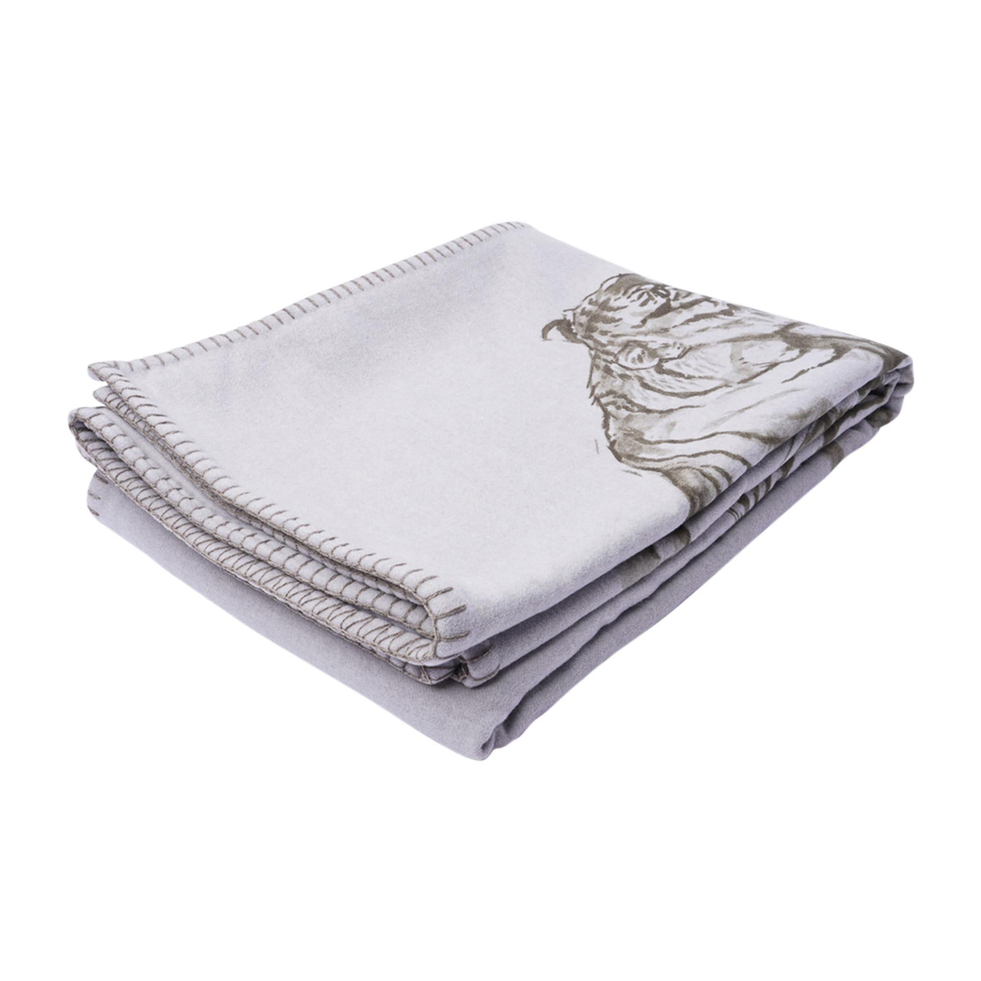 Women's or Men's Hermes Croquis De Tigre Blanket Gris Cashmere New w/ Box