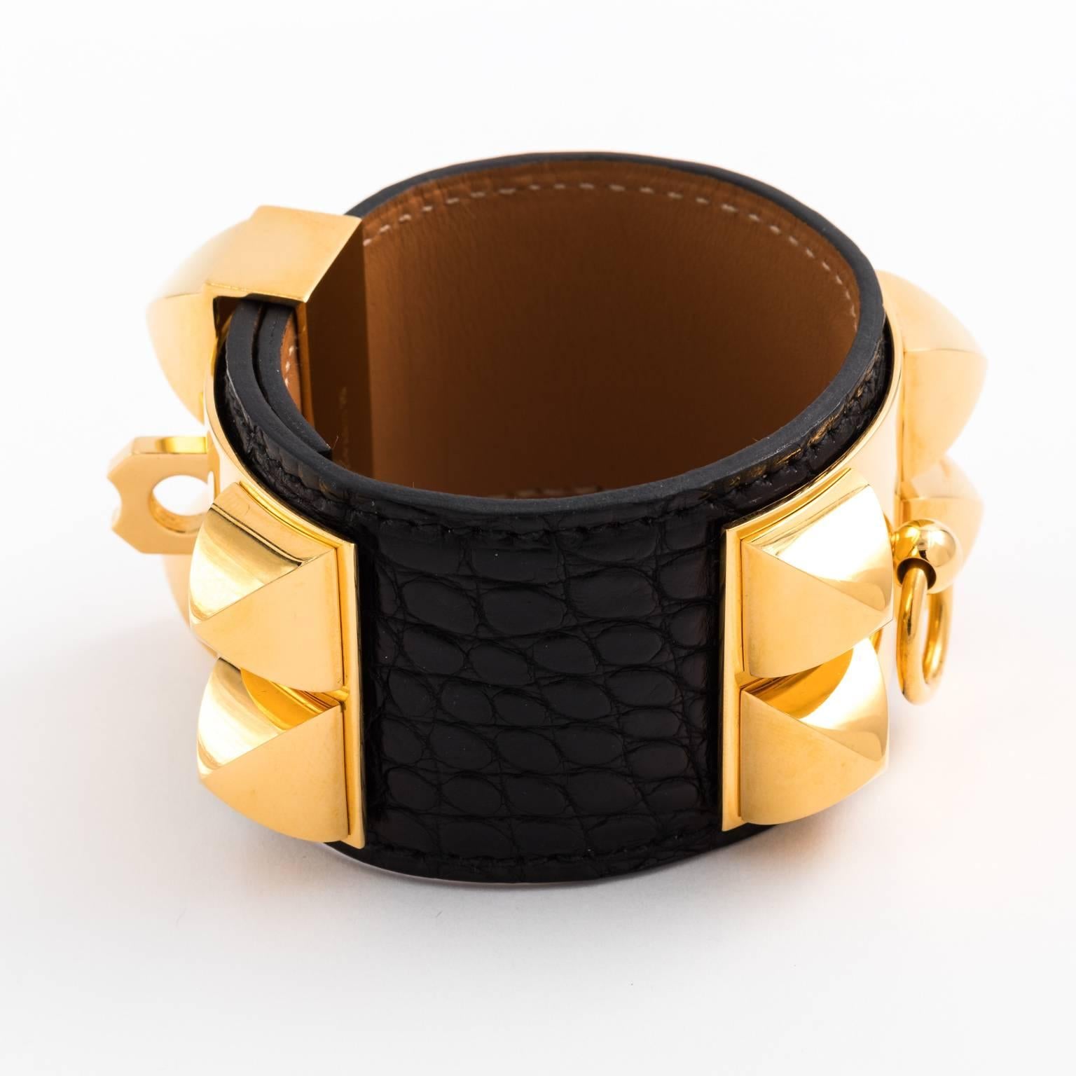 Hermes Cuff Bracelet in Gold  3