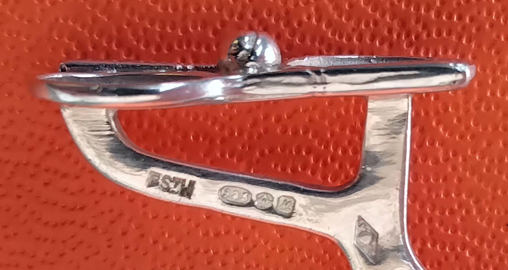 Boutons de manchette Hermès Tennis Racquets and Balls Sterling Silver en vente 8