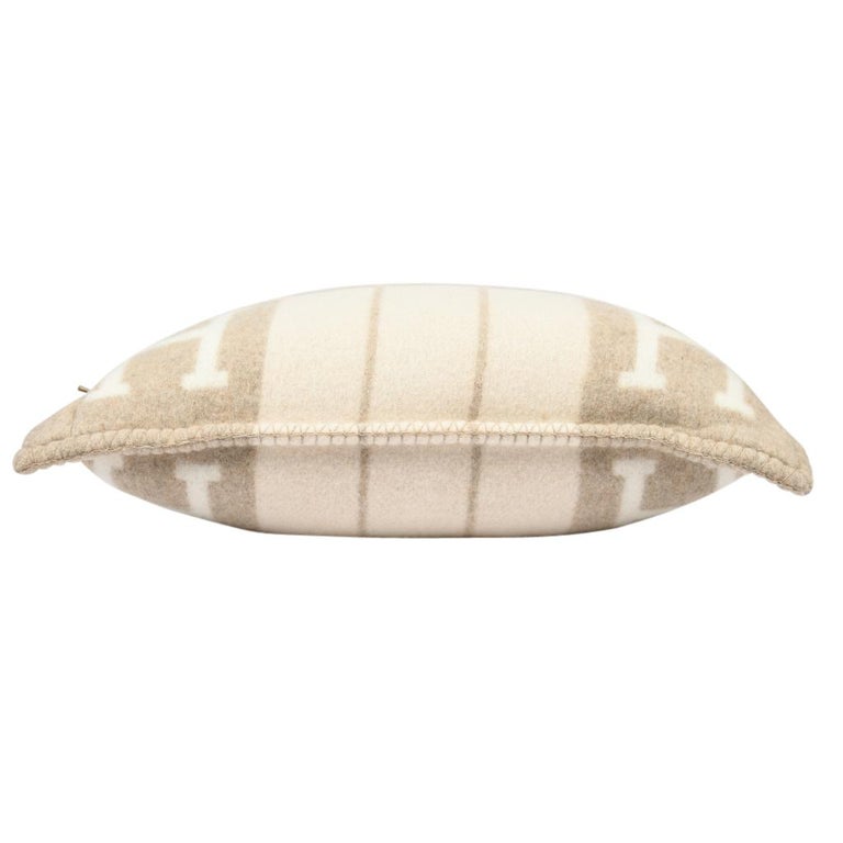Hermes Cushion Avalon III PM Signature H Coco and Camomille Throw