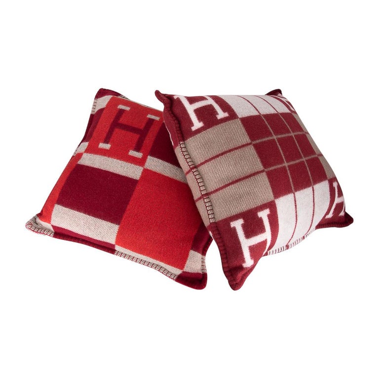 Hermes Cushion Avalon III Rouge H / Ecru Small Model Throw Pillow For