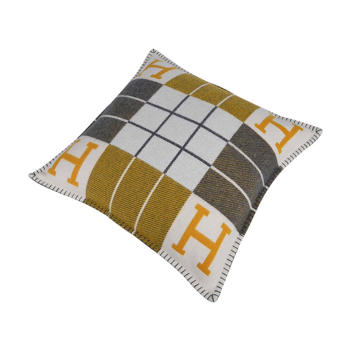 hermes cushion covers