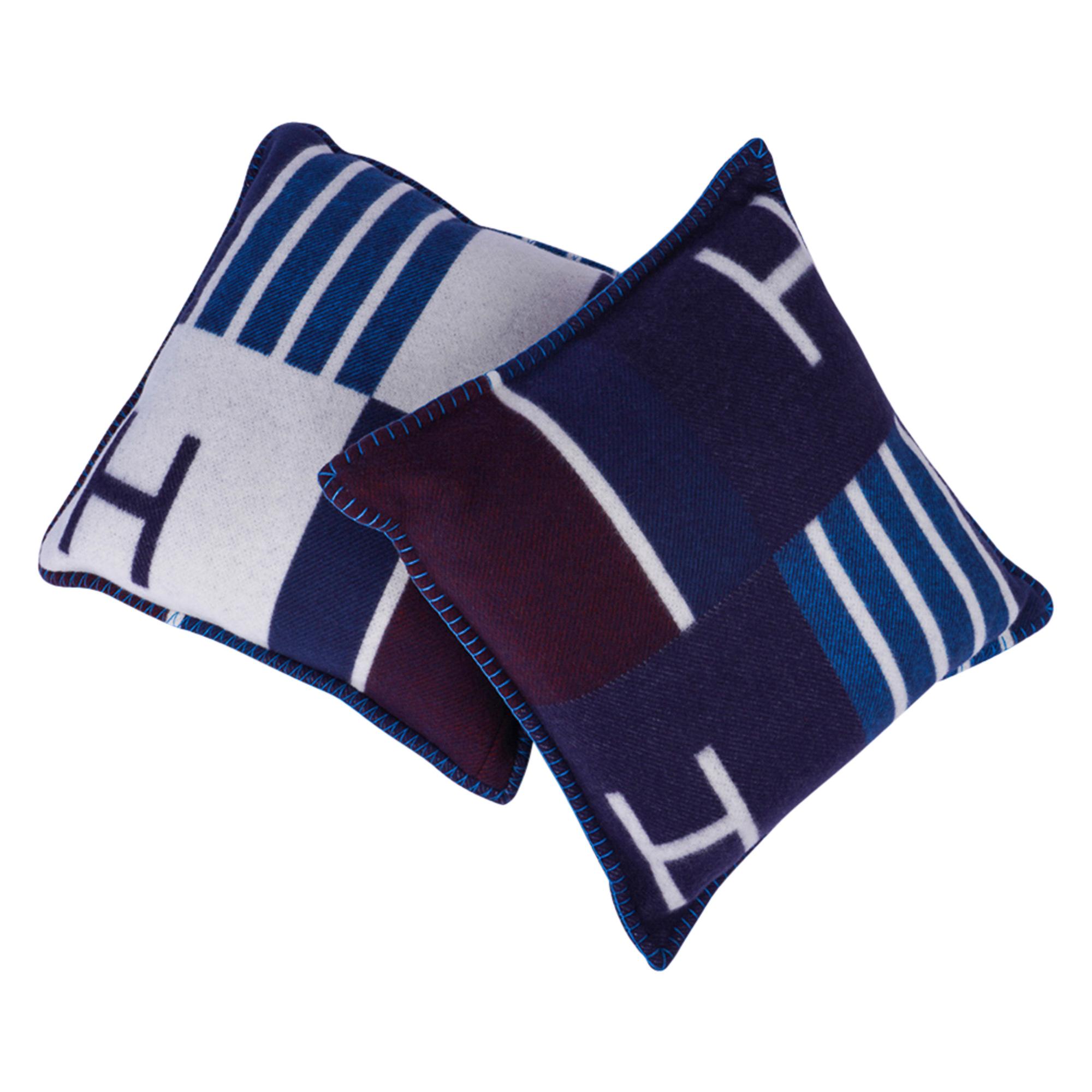 Hermes Cushion Avalon Vibration Blue Marine Small Model Throw Pillow Set of Two In New Condition In Miami, FL